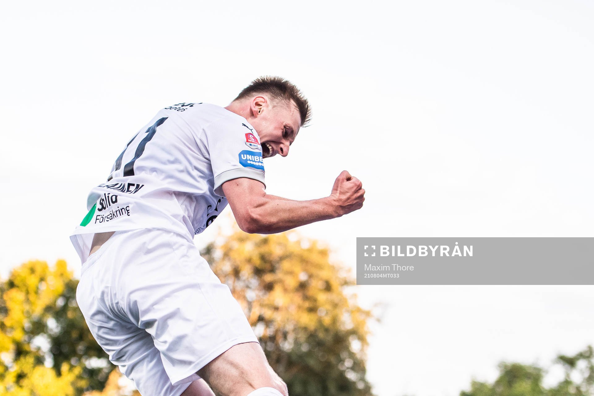 Helsingborgs Rasmus Karjalainen jublar efter 0-1 under fotbollsmatchen i Superettan mellan Vasalund och Helsingborg den 4 augusti 2021 i Stockholm.