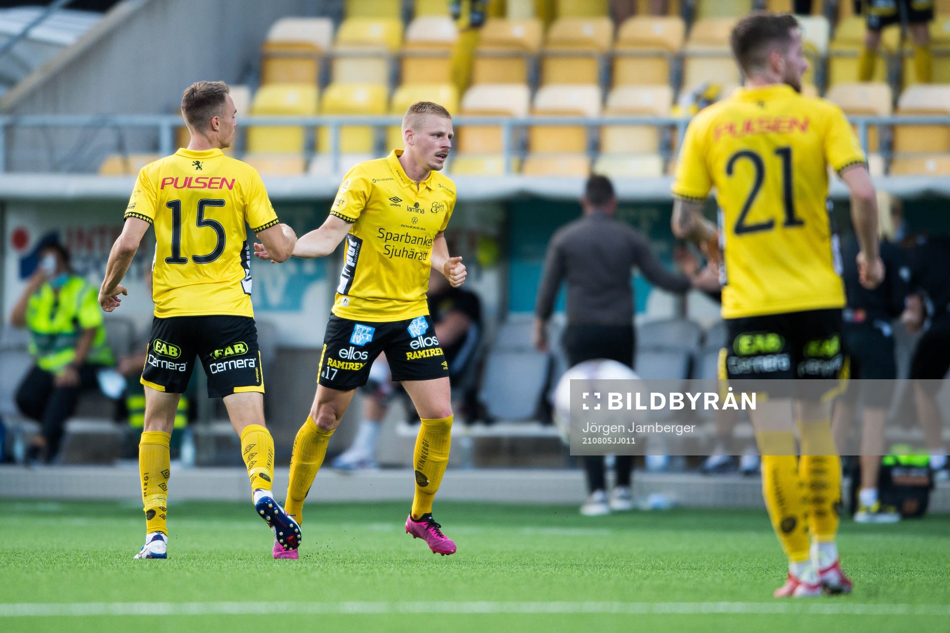 Per Frick of Elfsborg celebrate