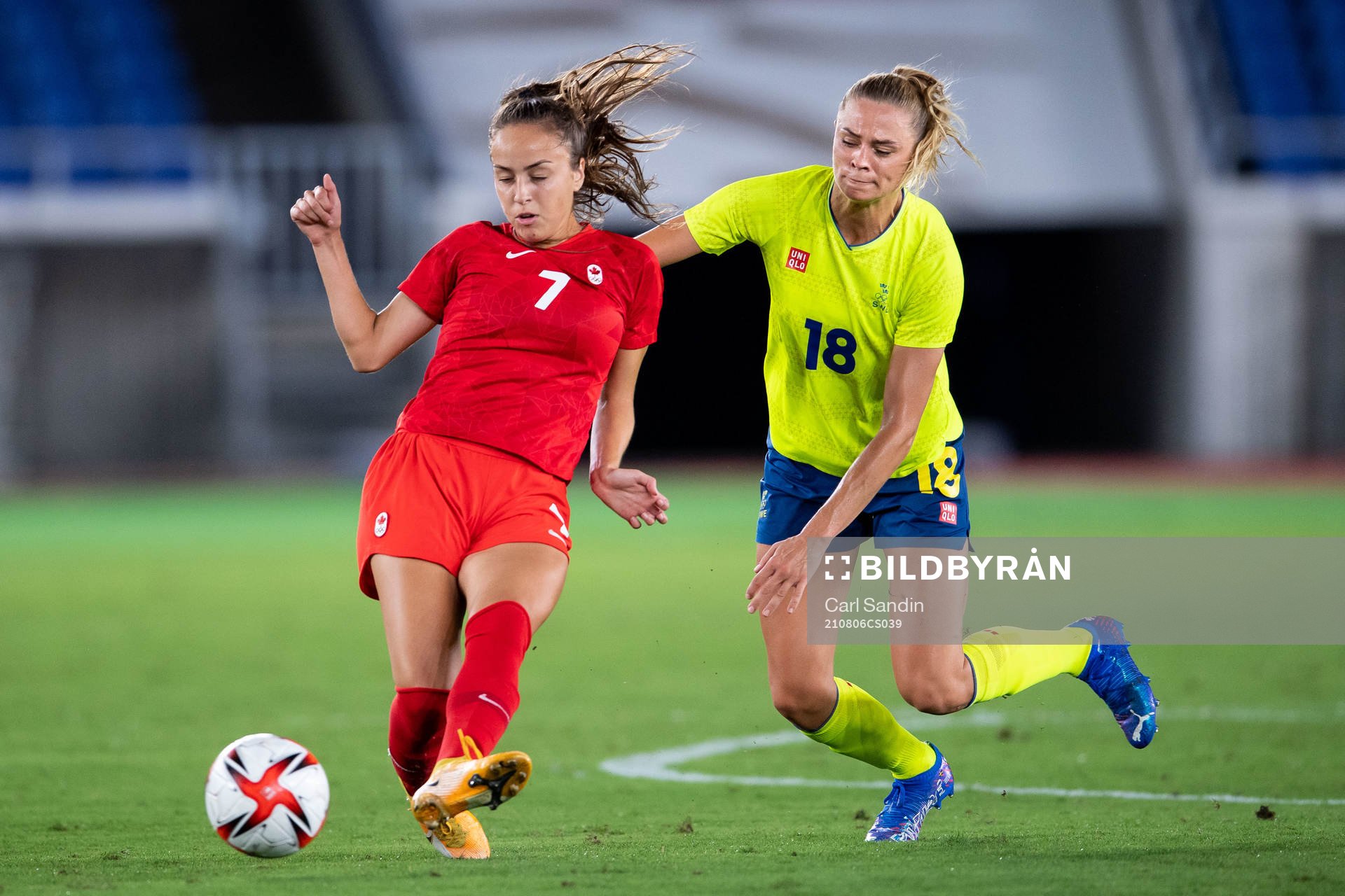 Julia Grosso of Canada and Fridolina Rolfö of Sweden in