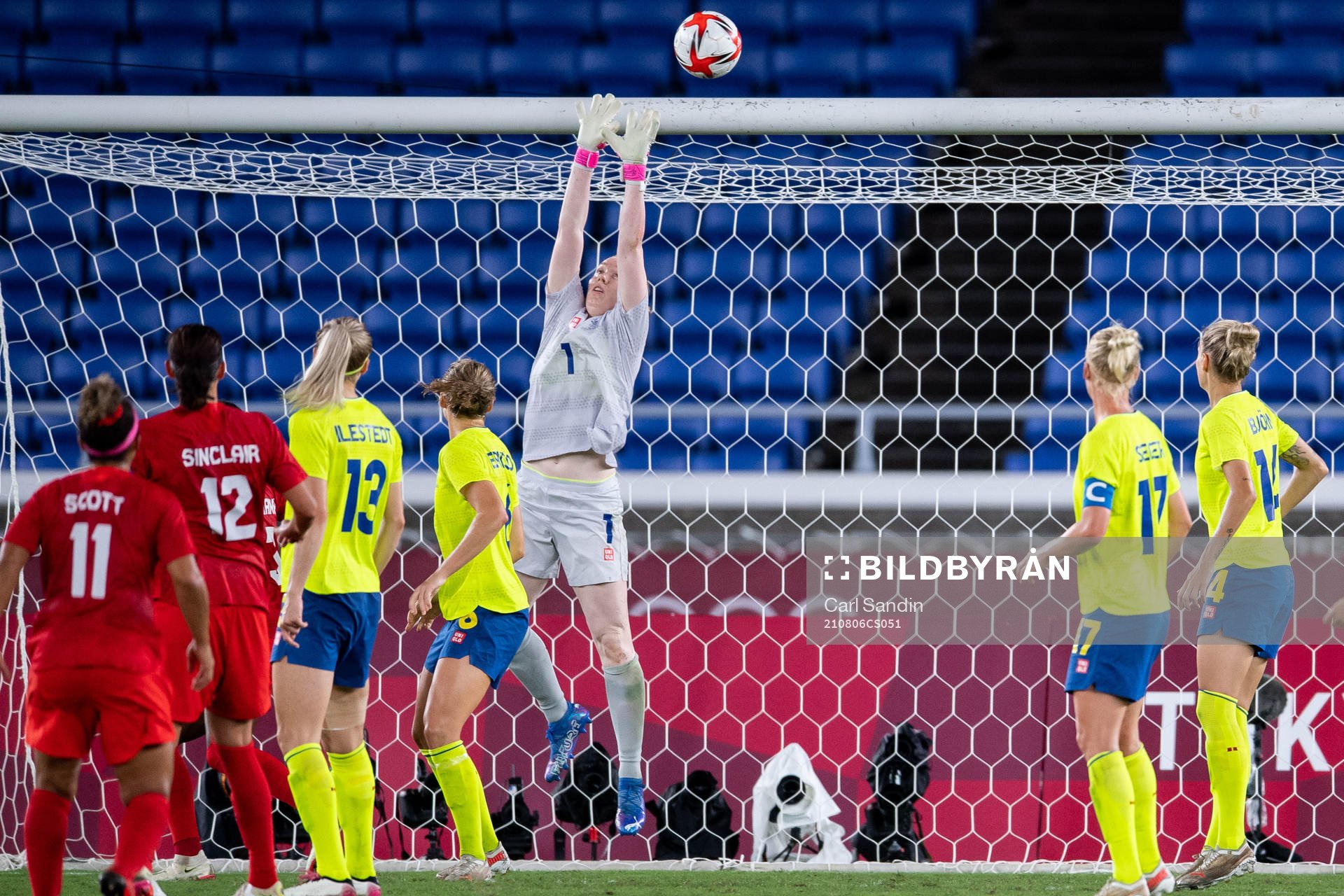 Goalkeeper Hedvig Lindahl of Sweden in the women’s