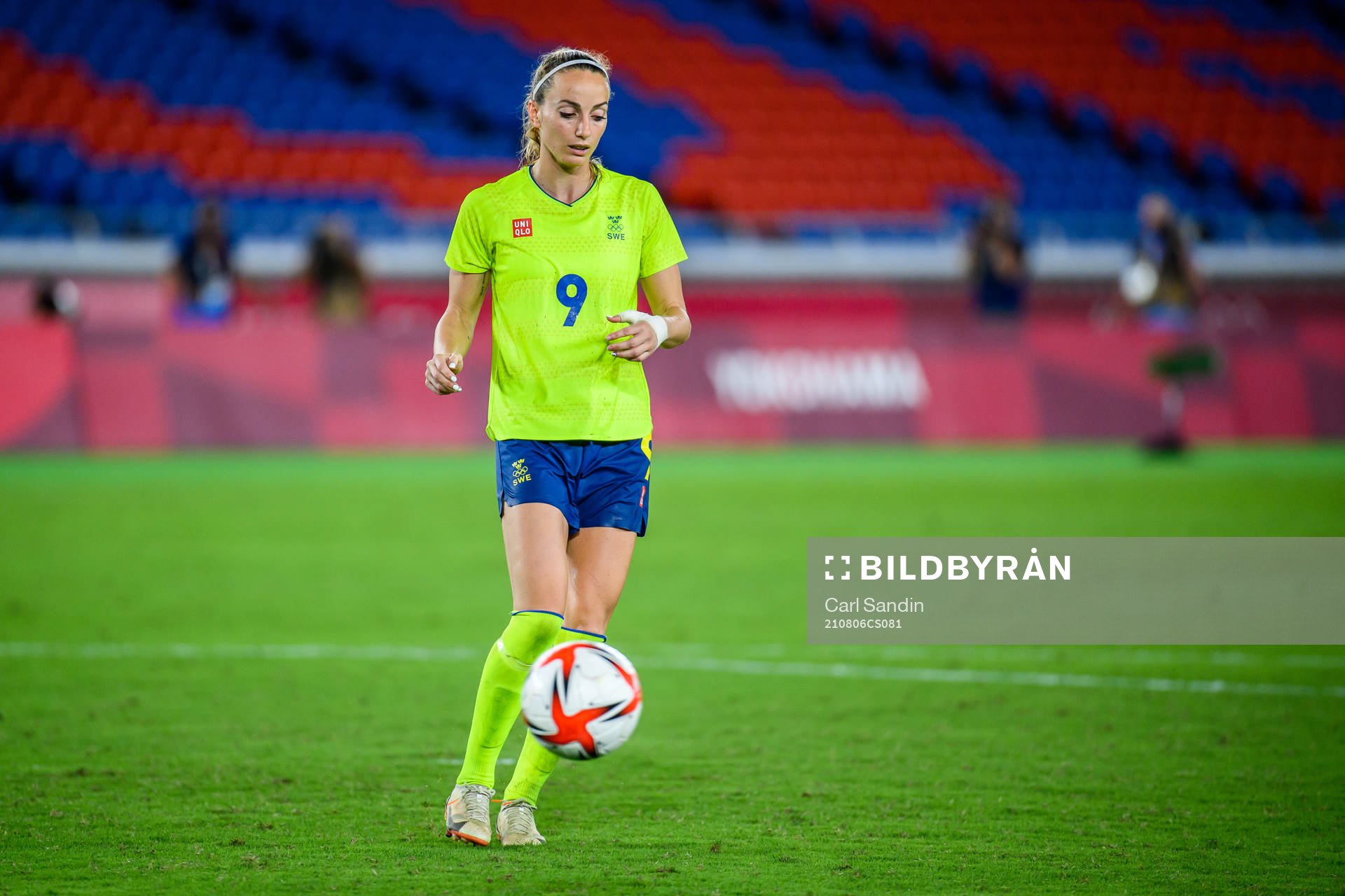 Kosovare Asllani of Sweden looks dejected