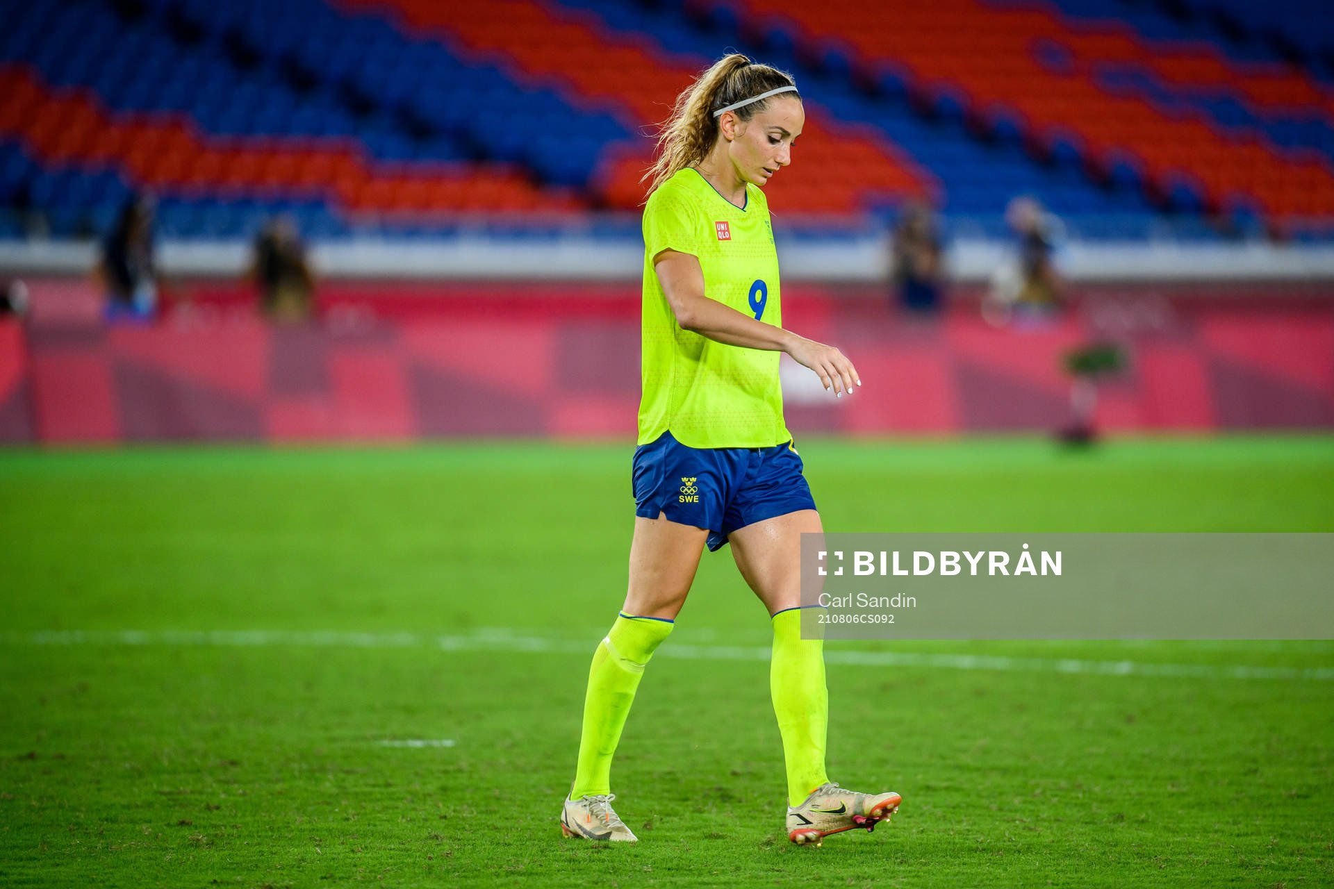 Kosovare Asllani of Sweden looks dejected