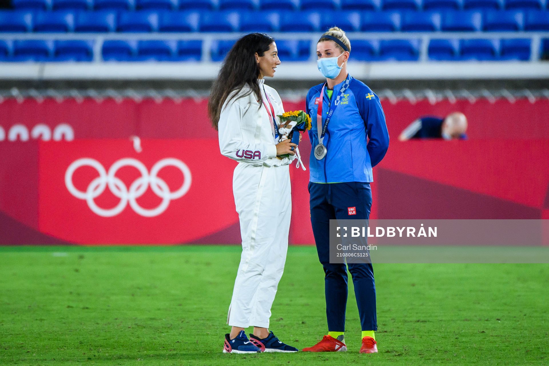 Christen Press of USA and Olivia Schough of Sweden