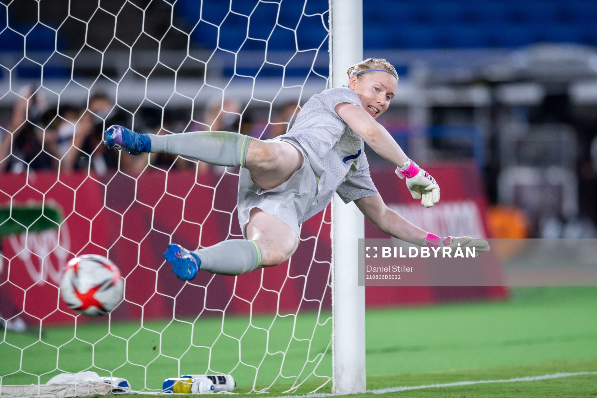 Goalkeeper Hedvig Lindahl of Sweden in the women’s