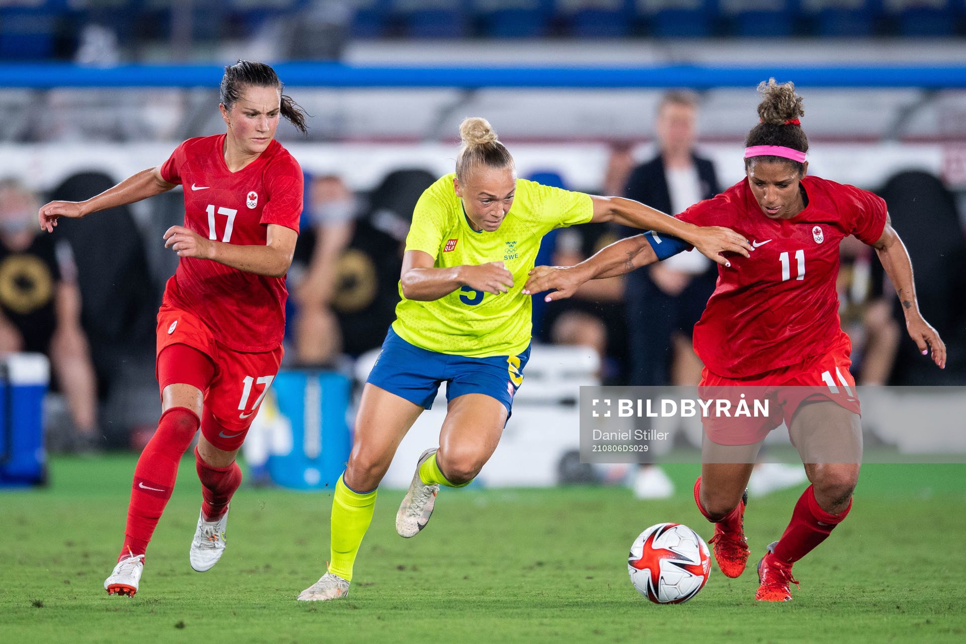 Jessie Fleming and Desiree Scott of Canada and Hanna