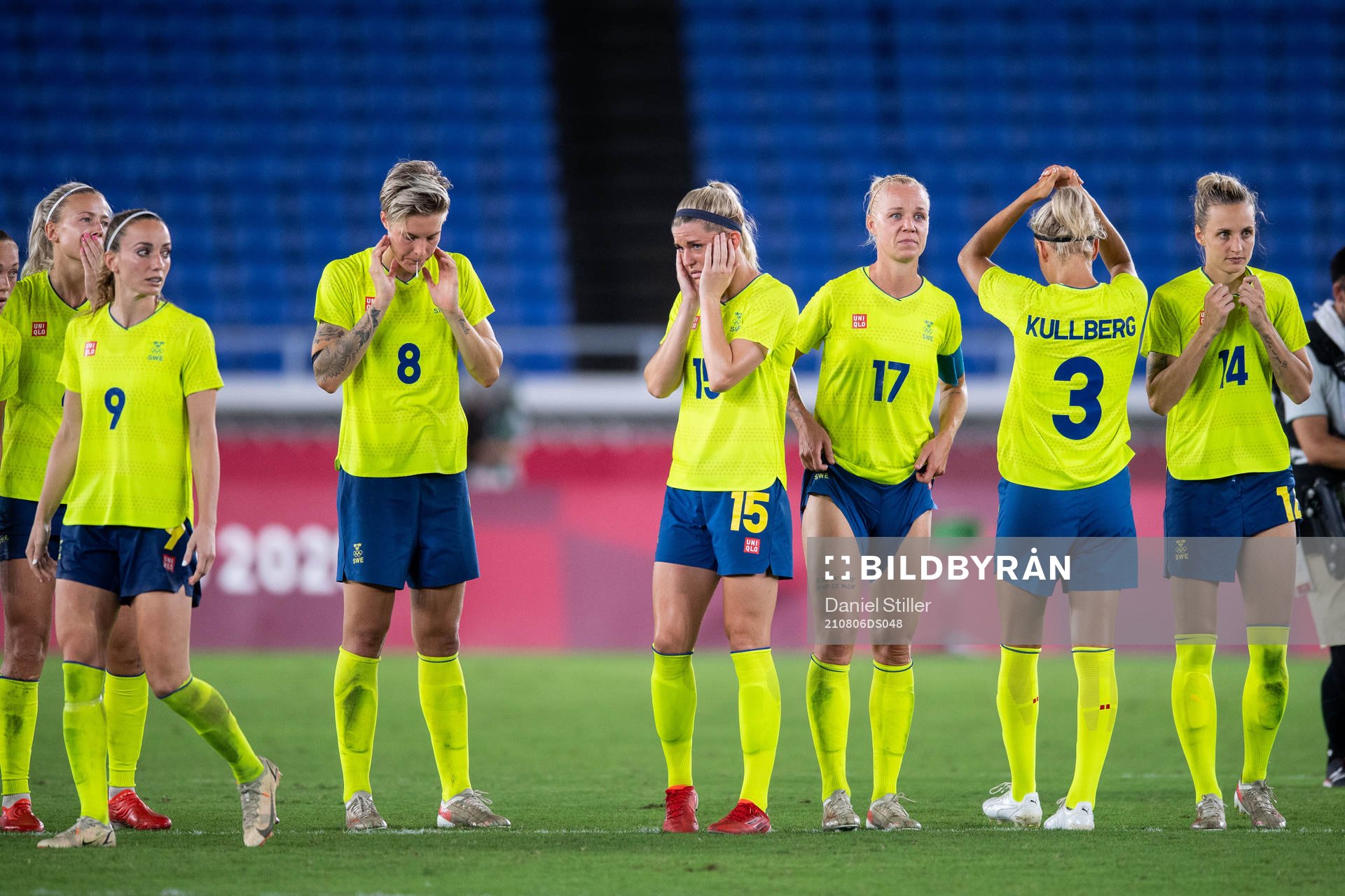Players of Sweden looks dejected