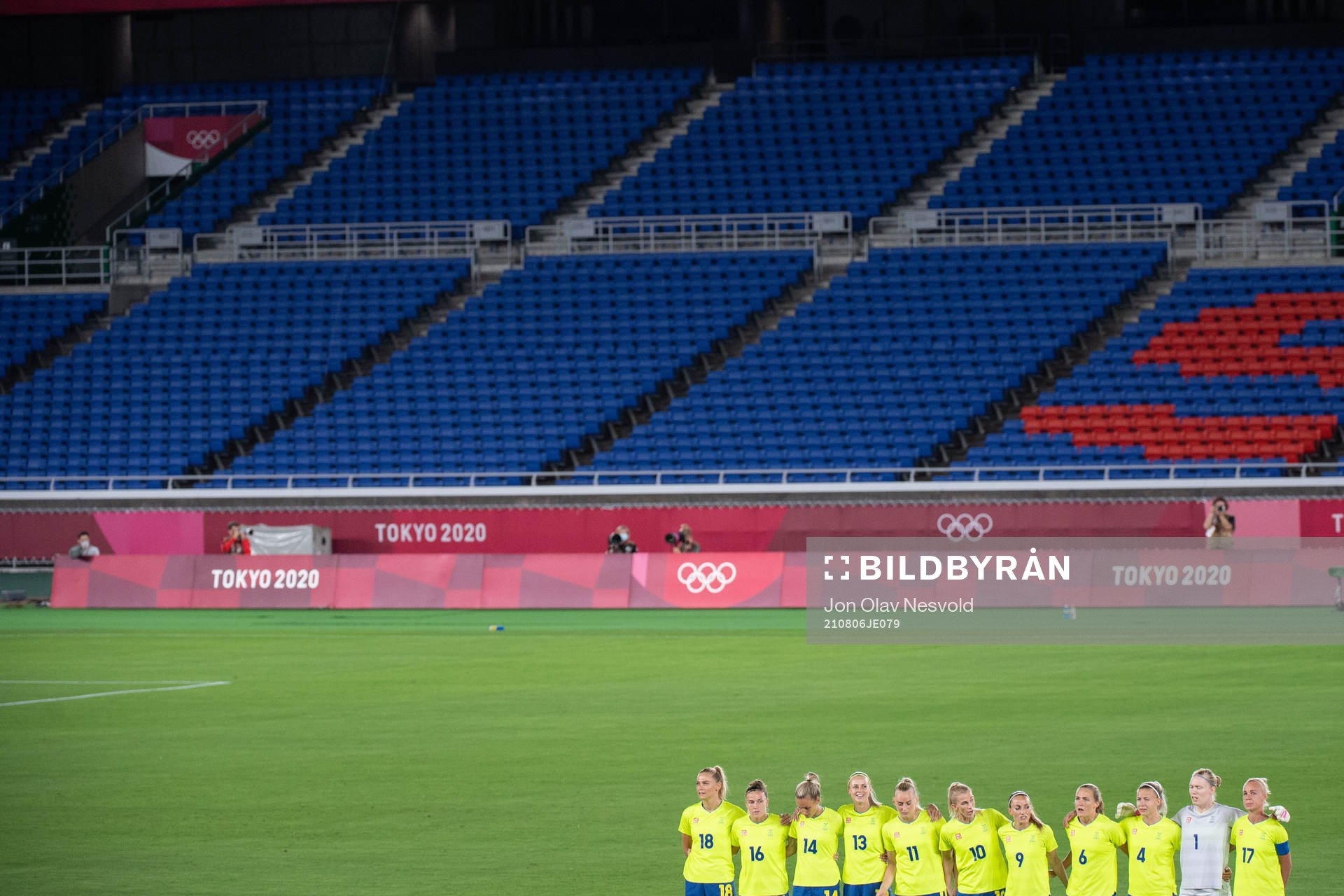 Players of Sweden in the women’s football final
