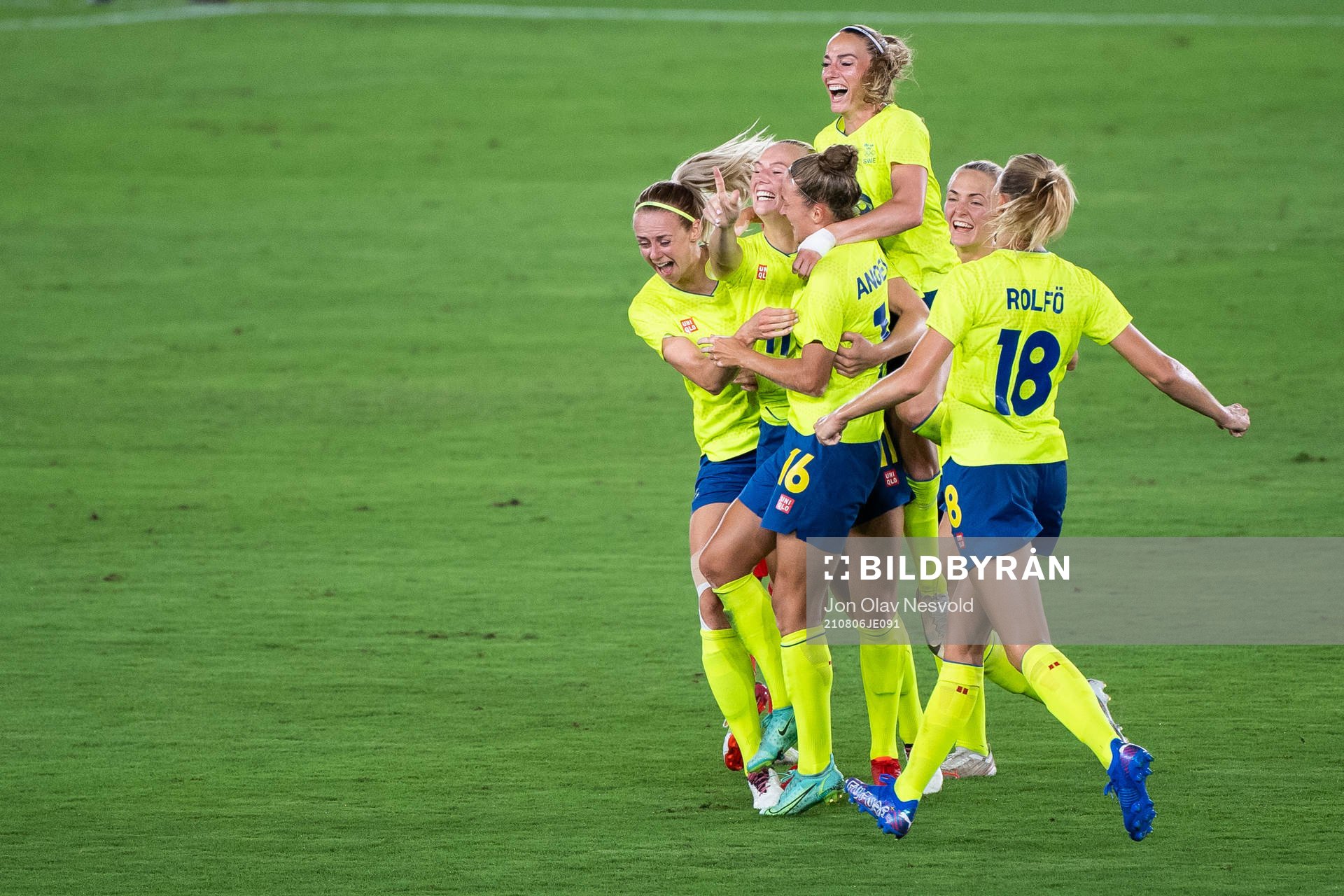 Players of Sweden celebrates 1-0  by Stina Blackstenius  in