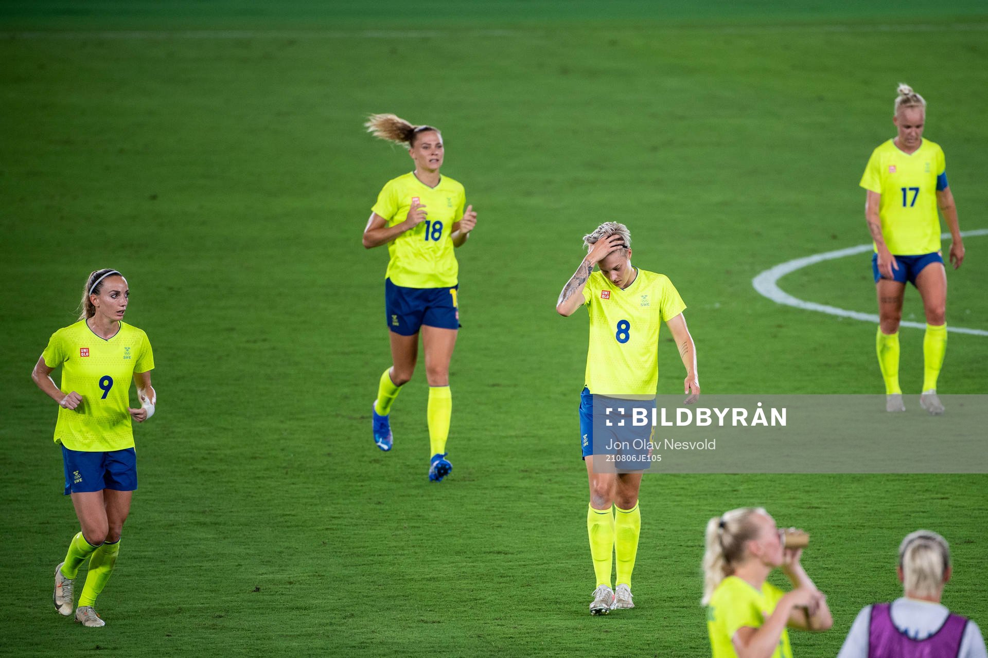 Kosovare Asllani, Fridolina Rolfö, Lina Hurtig and