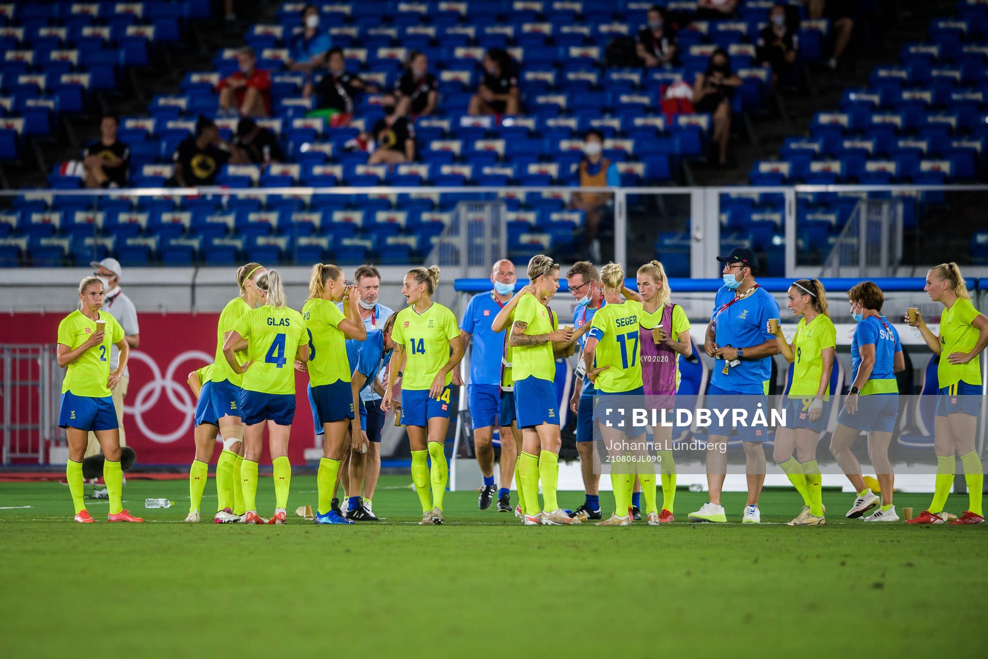 Players of Sweden gather in the women’s football final