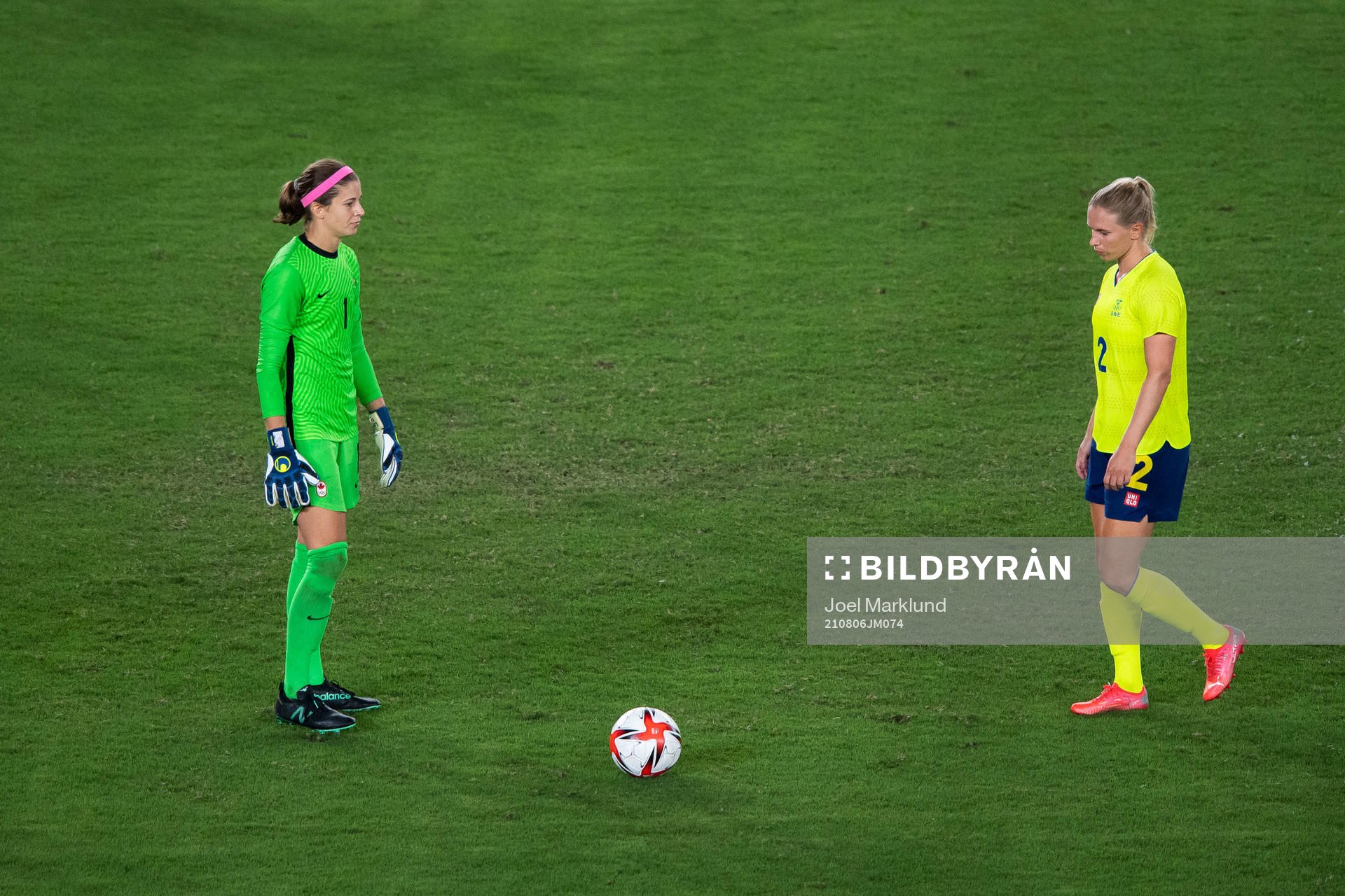 Goalkeeper Stephanie Labbe of Canada and Jonna Andersson of