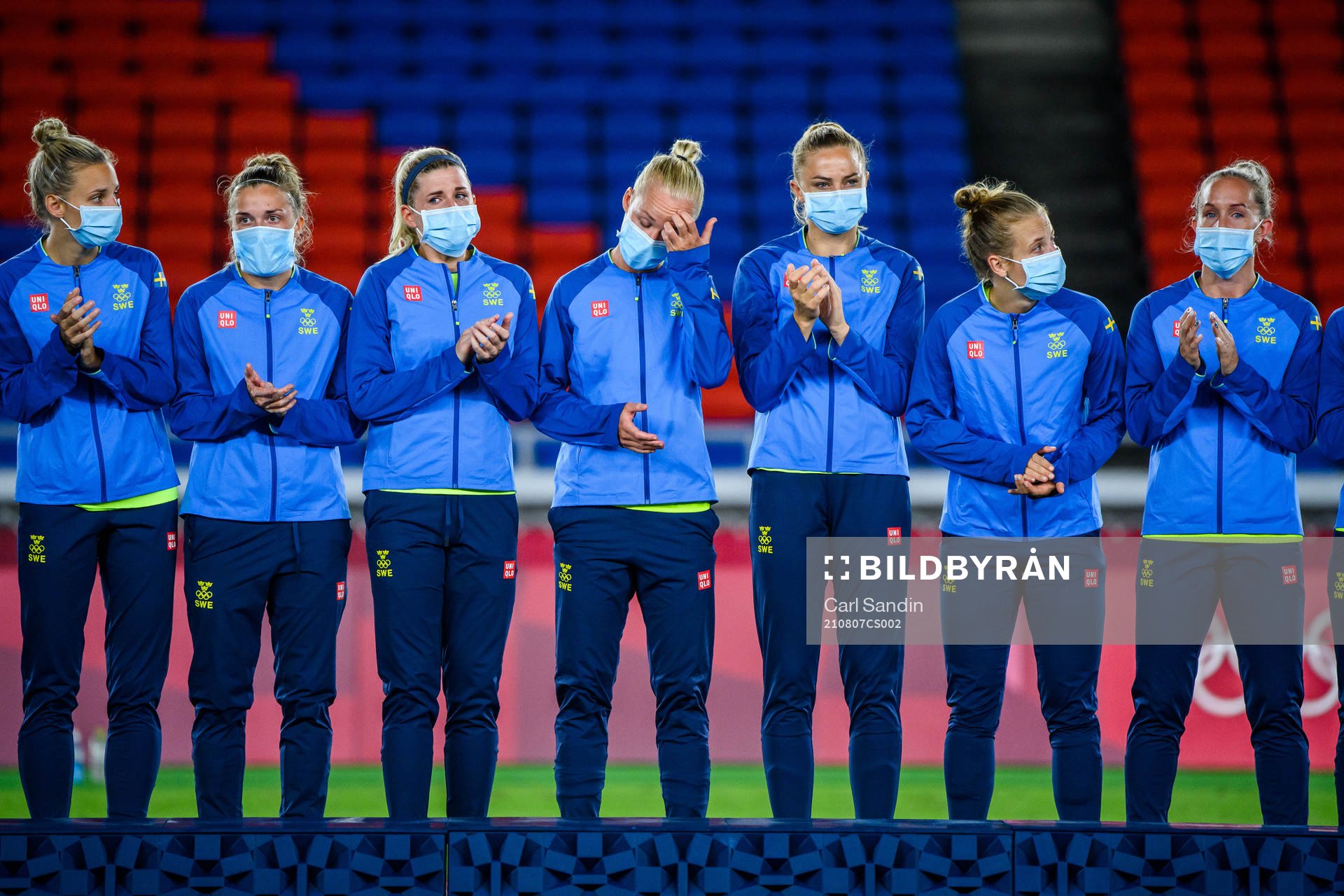 Caroline Seger of Sweden (m) looks dejected