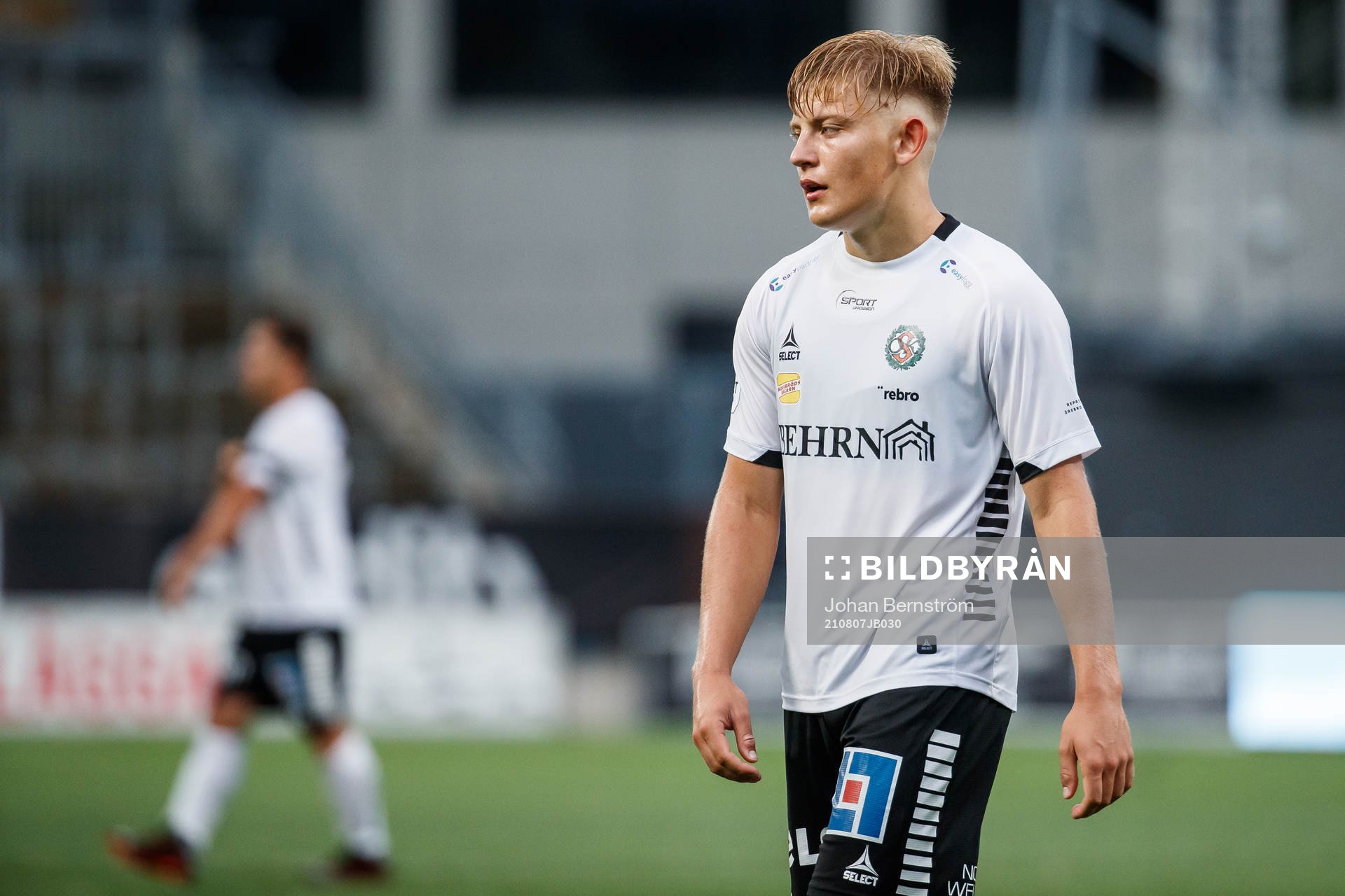 Örebros Dennis Collander deppar