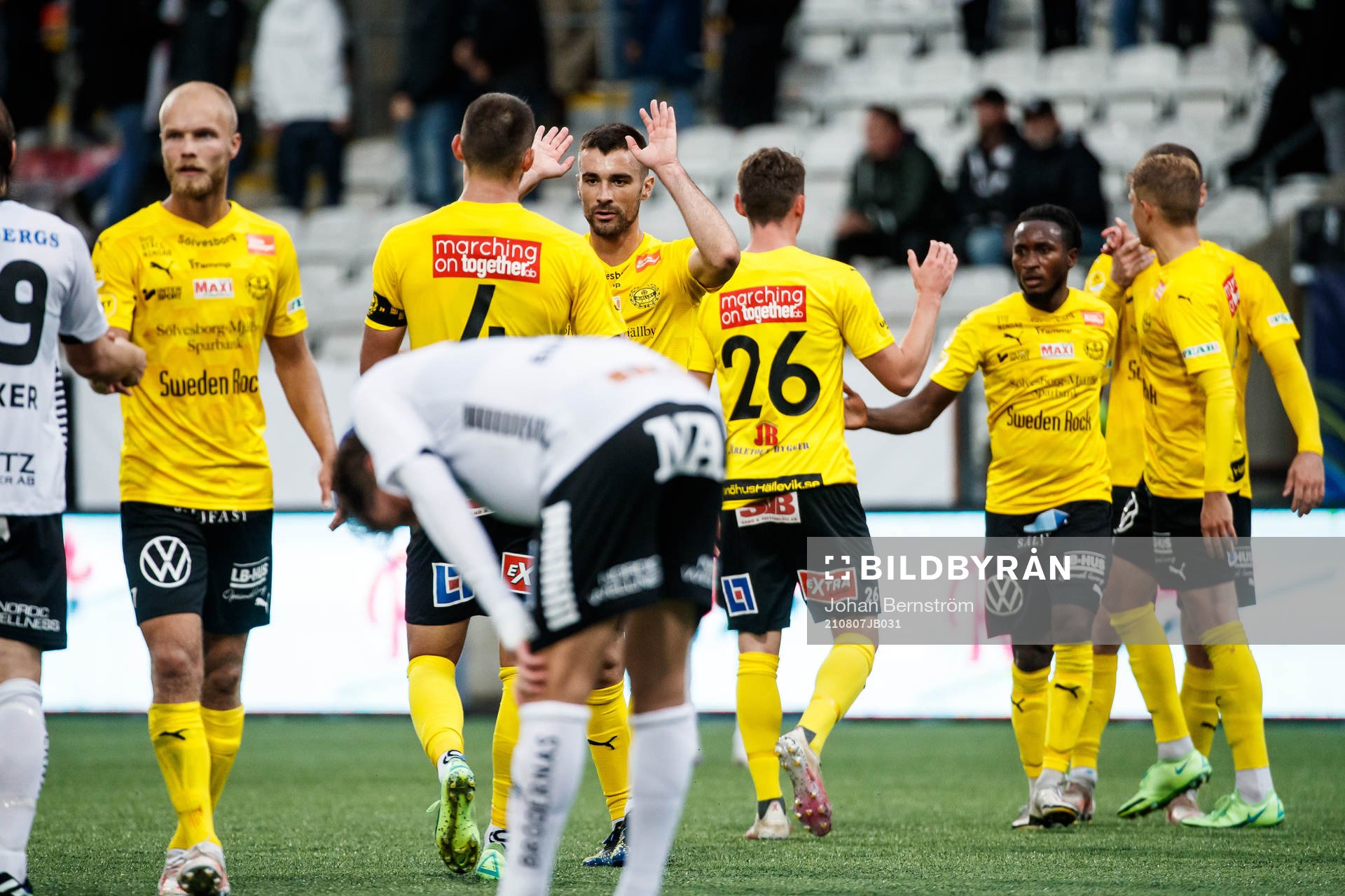 Mjällbys Jasen Khayat jublar