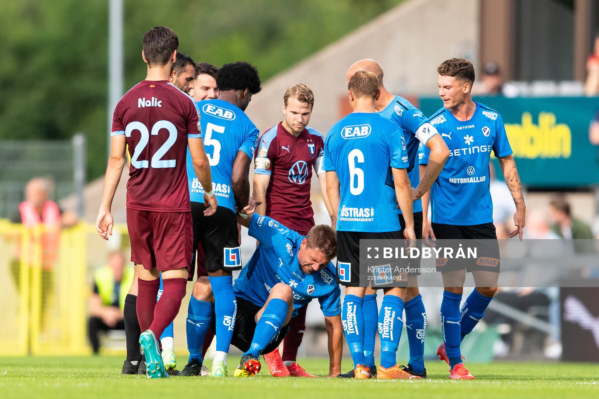 Halmstads Mikael Boman har ont