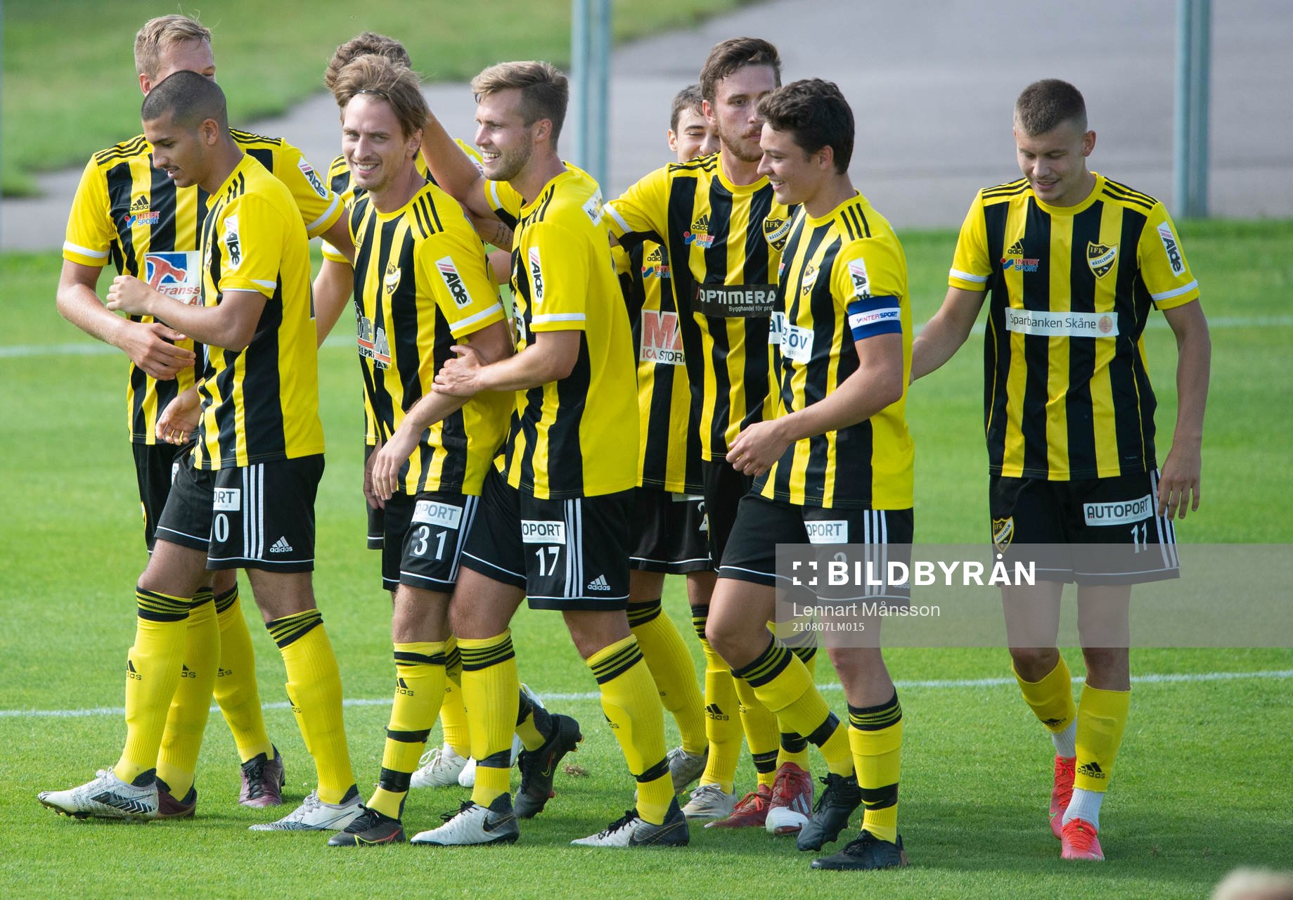 IFK Hässleholms jublar i matchen i div. 2 Södra Götaland