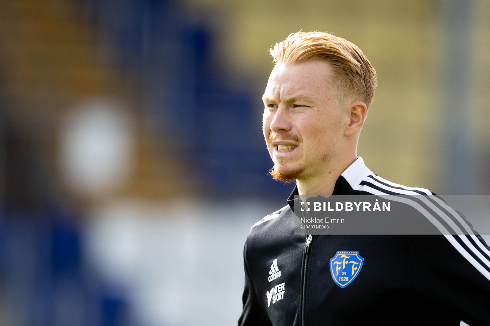 Falkenbergs Linus Borgström innan fotbollsmatchen i