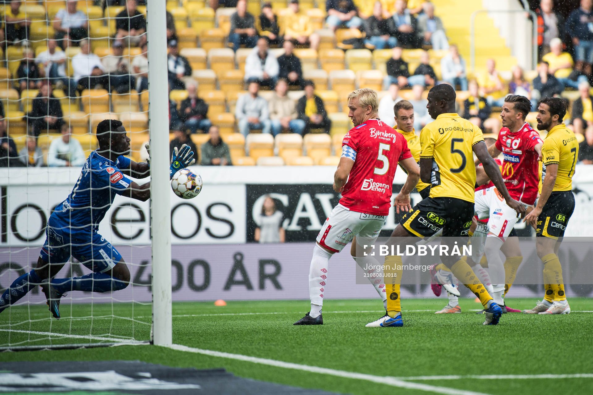Elfsborgs Leo Väisänen gör 1-0