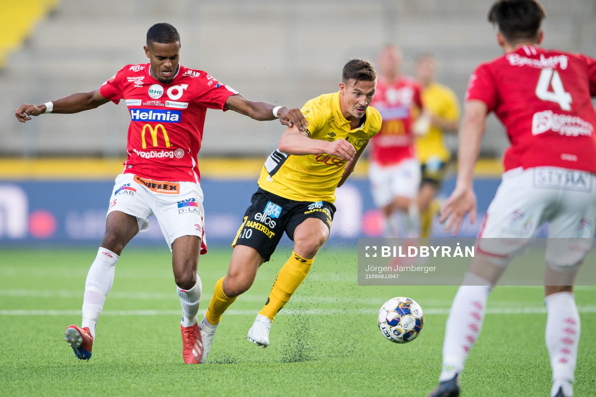 Degerfors Adhavan Rajamohan och Elfsborgs Simon Olsson