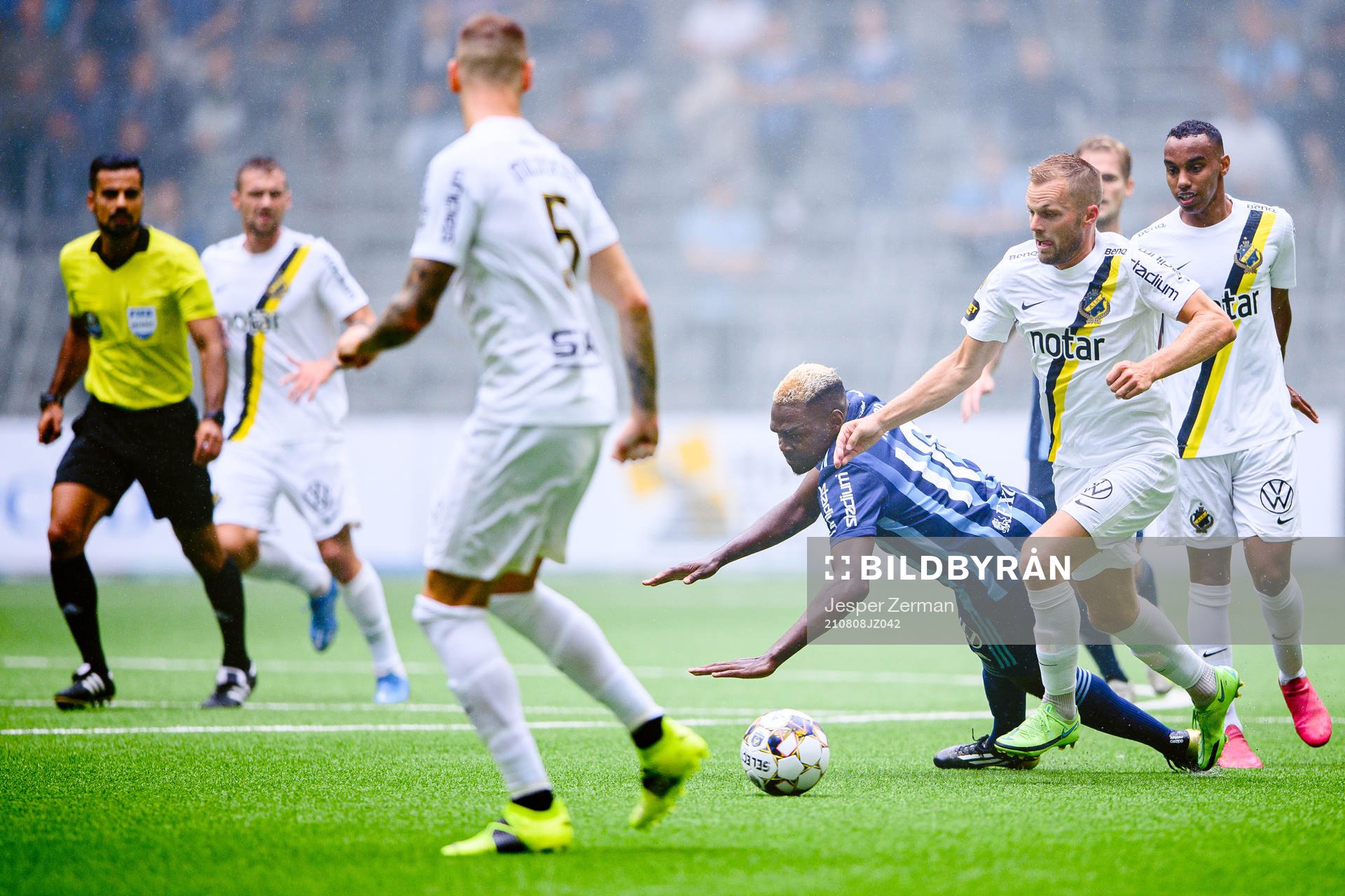 s Sebastian Larsson
