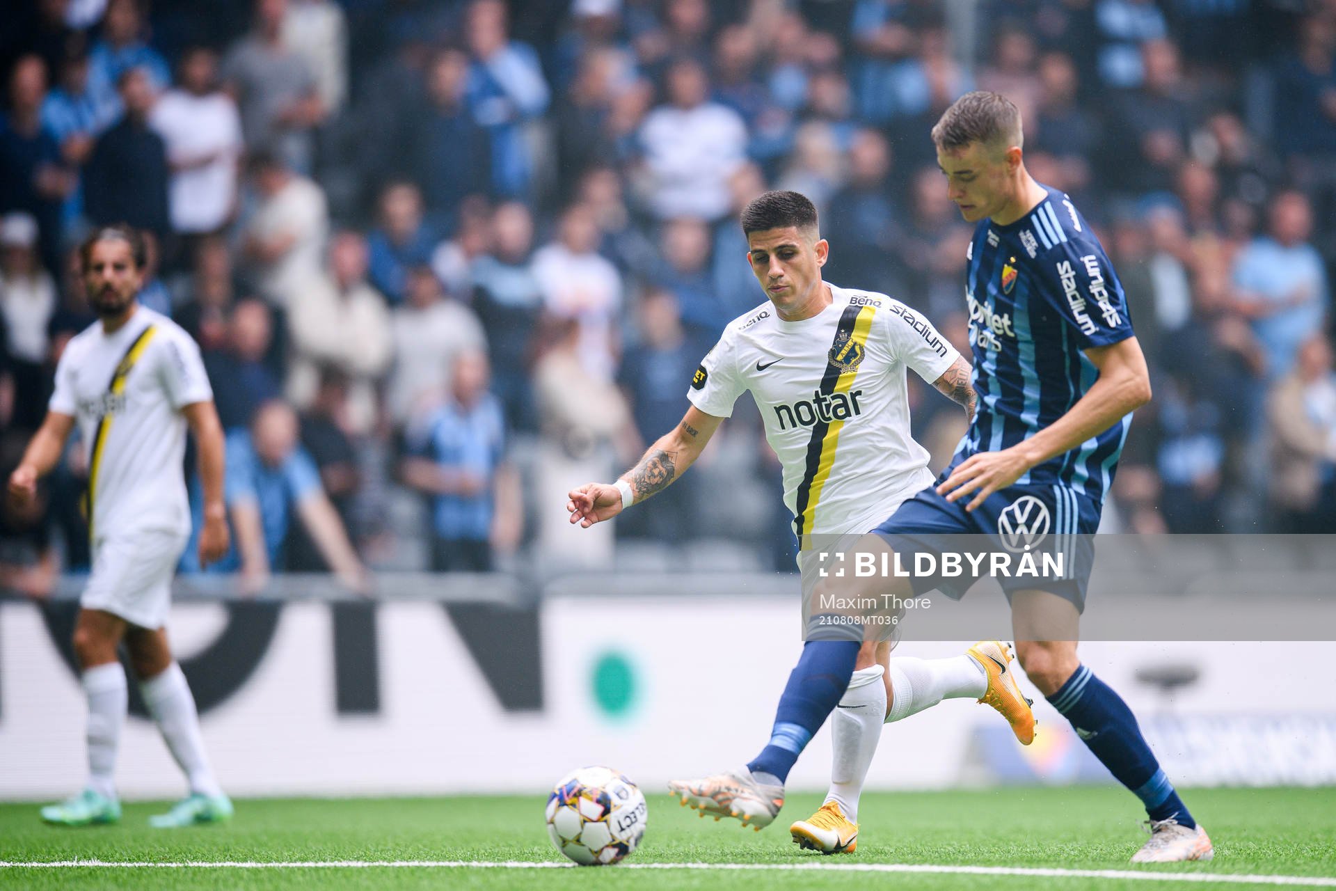 s Nicolas Stefanelli och Djurgårdens Jesper Löfgren
