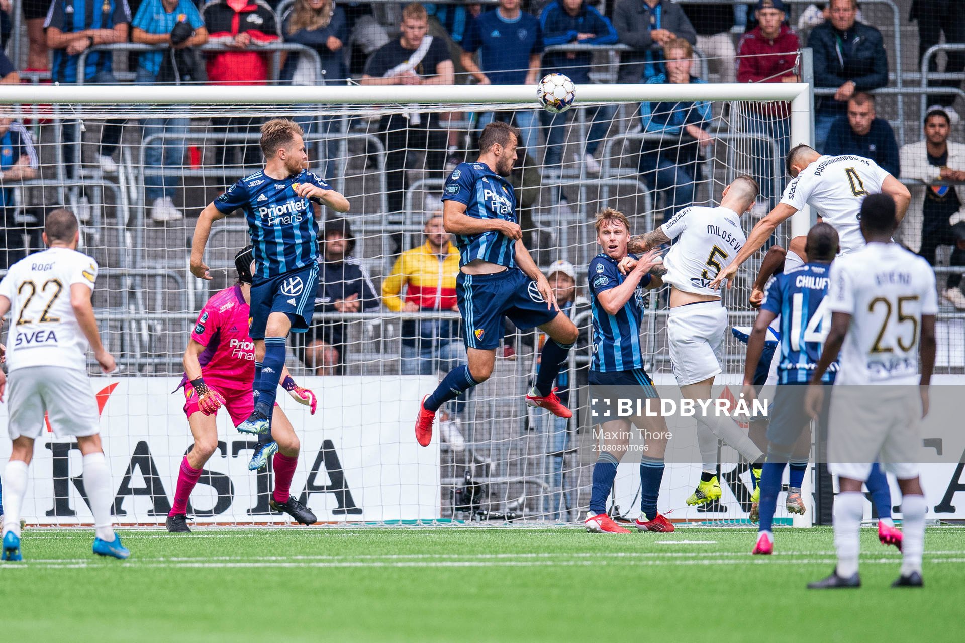 s Alexander Milosevic gör 1-4 bakom Djurgårdens målvakt