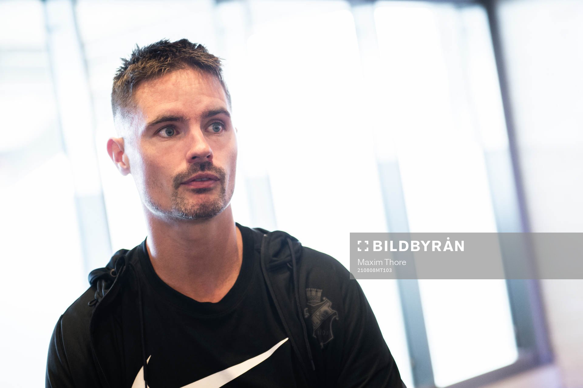 s Mikael Lustig i