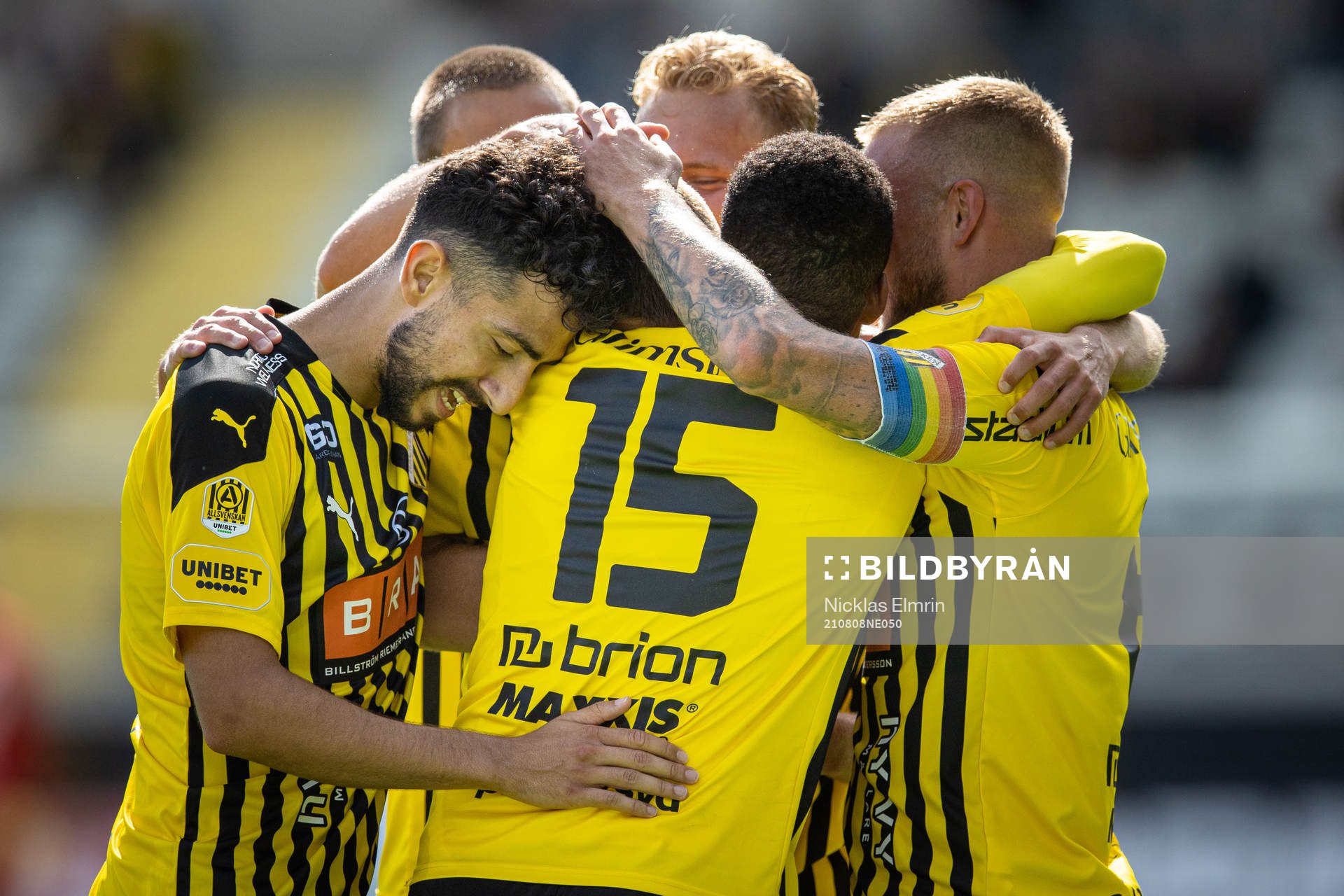 Häckens Daleho Irandust, Martin Olsson , Leo Bengtsson och Alexander Faltsetas jublar under fotbollsmatchen i Allsvenskan mellan Häcken och Östersund den 8 augusti 2021 i Göteborg.