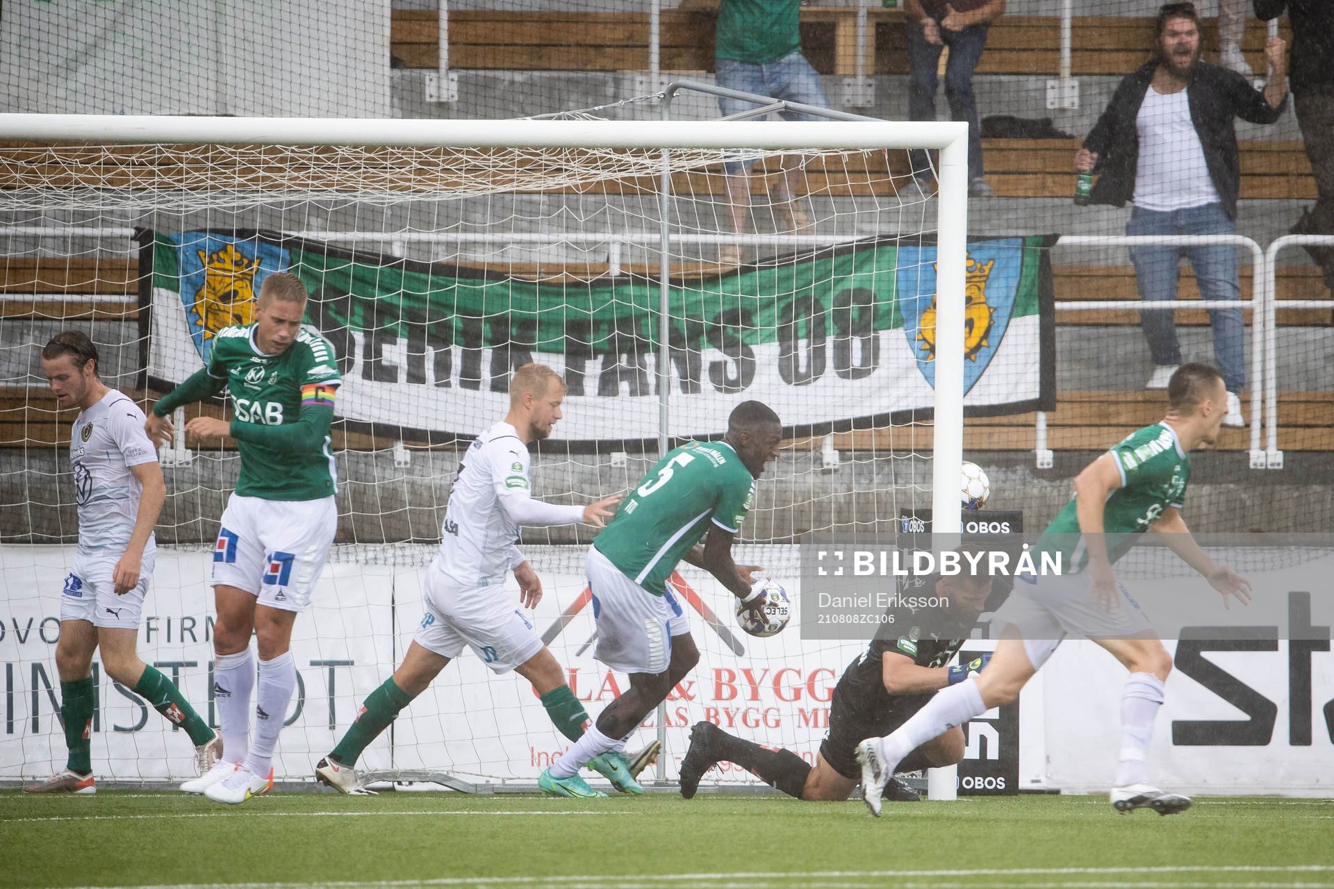 Brages Adil Titi jublar