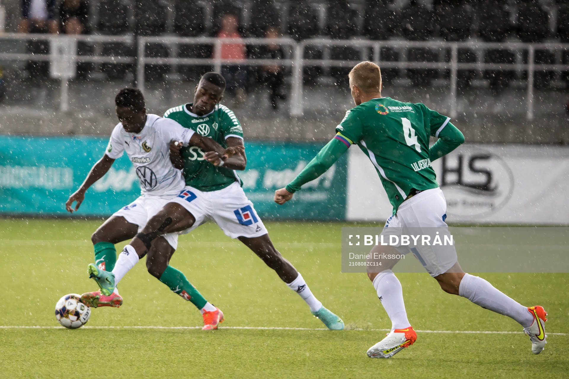 Jönköpings Eric Johana Omondi och Brages Adil Titi