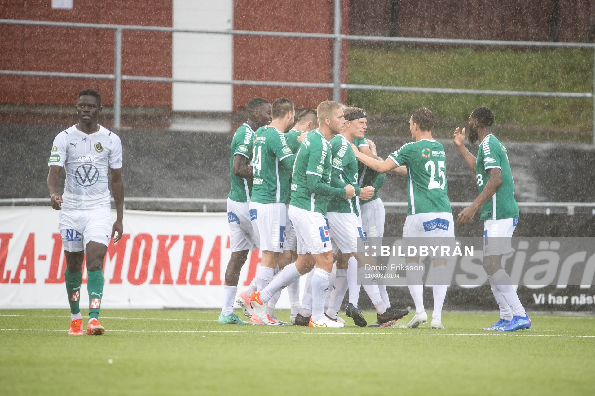Brages spelarna jublar