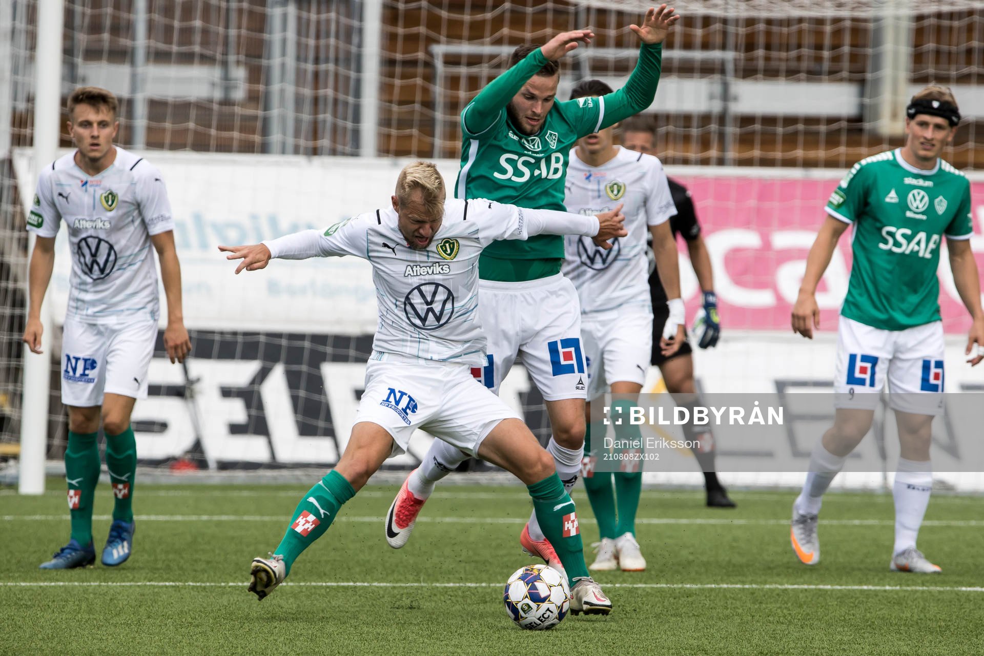 Jönköpings Sebastian Crona och Brages Niklas Söderberg