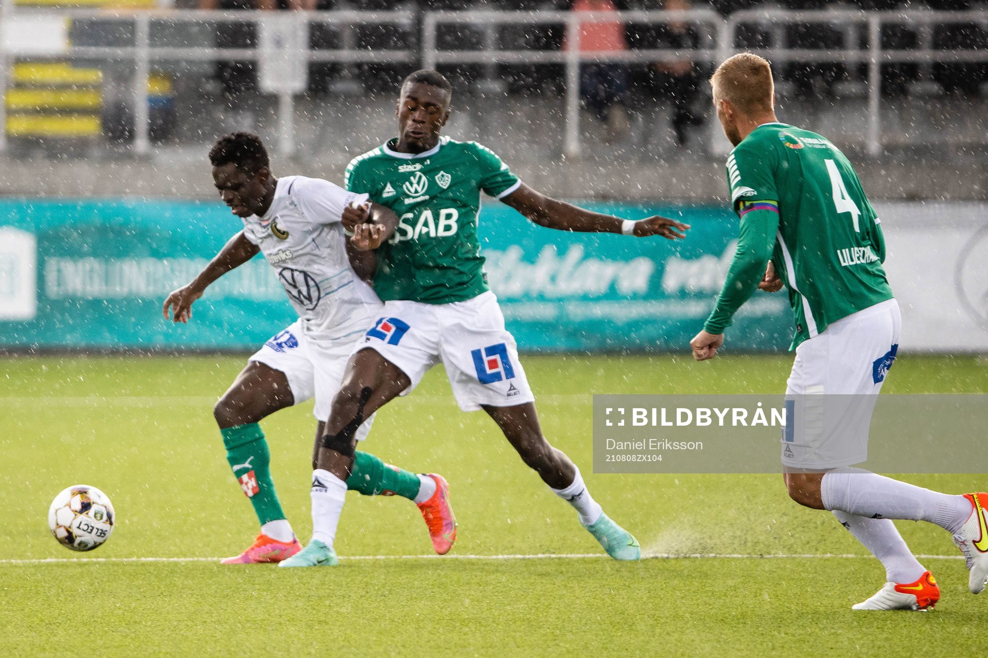 Jönköpings Eric Johana Omondi och Brages Adil Titi