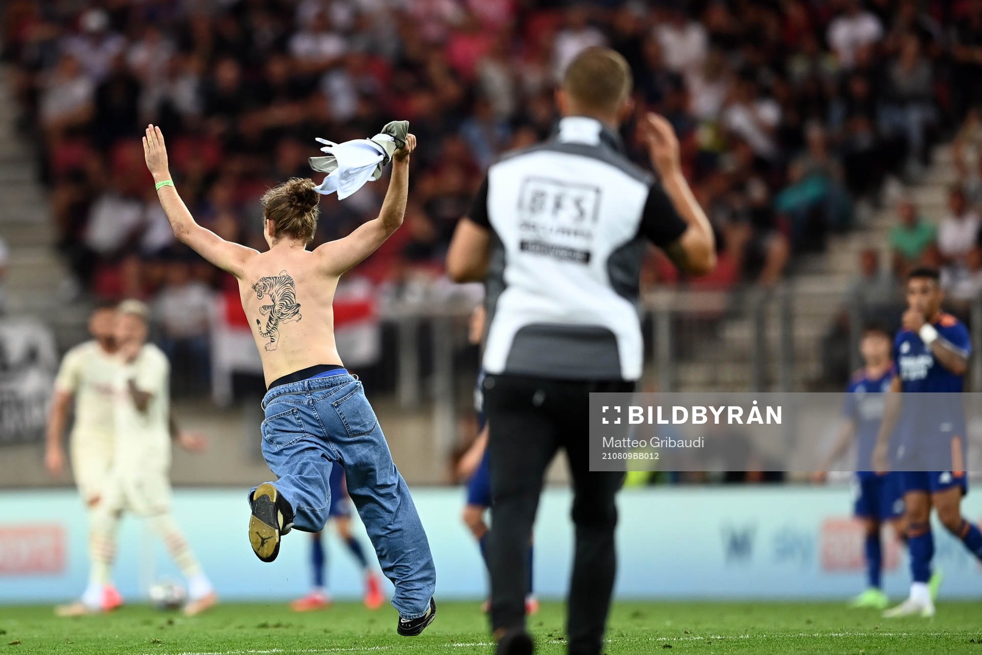  Promblem with intruders of the pitch during a friendly game between Real Madrid and Milan on August 8, 2021 in Klagenfurt.
