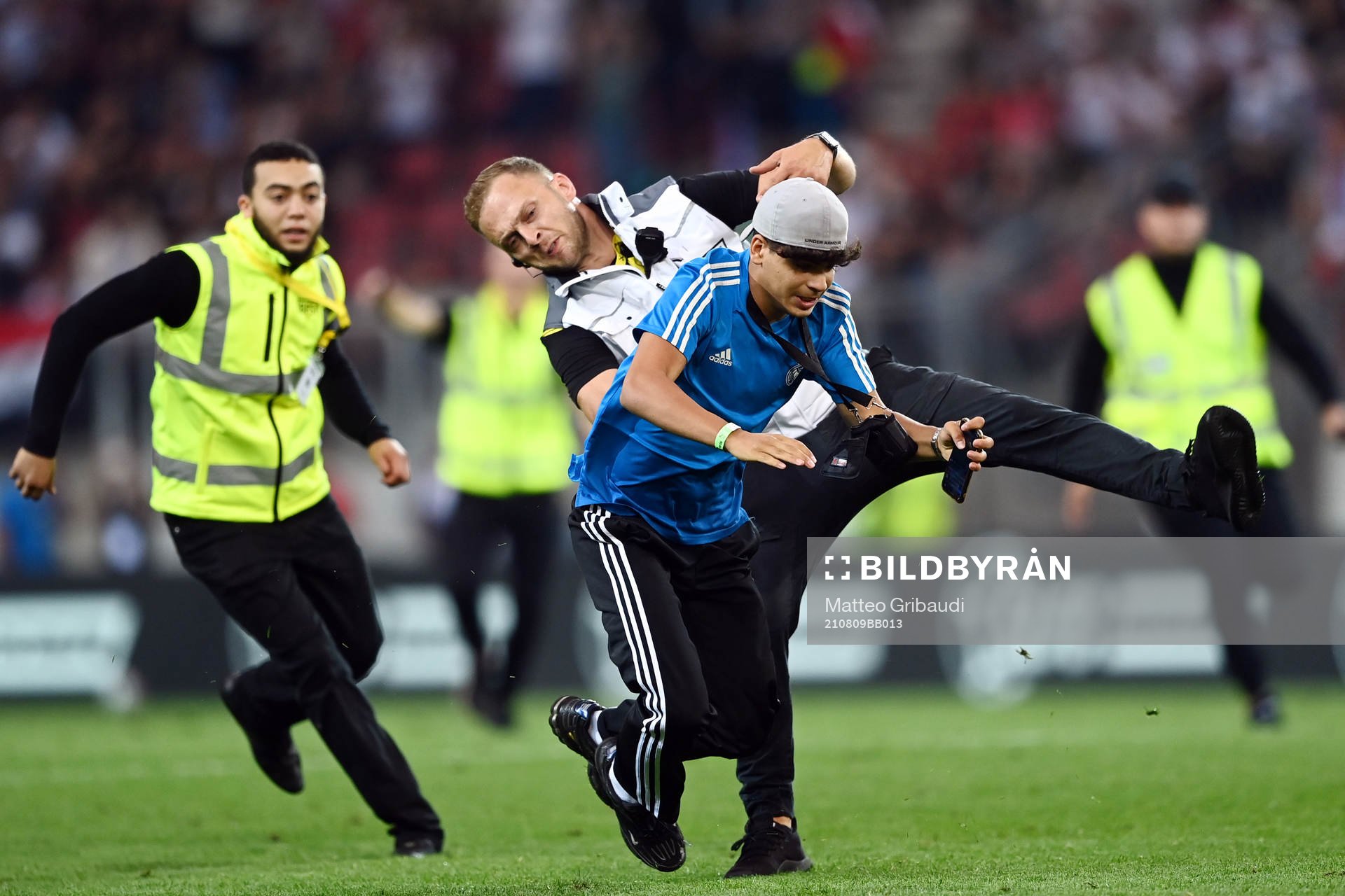 Promblem with intruders of the pitch