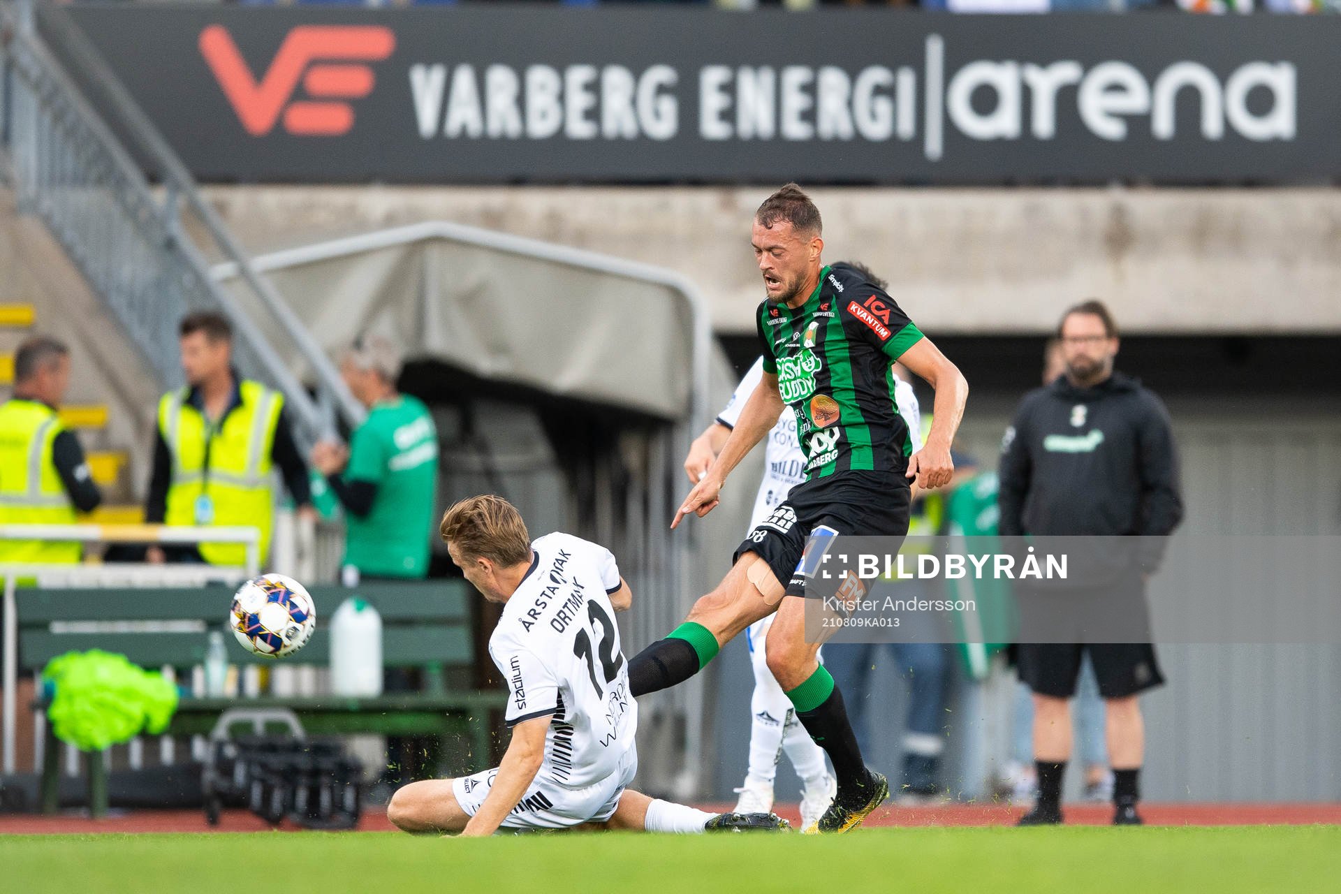 Sirius Jacob Ortmark och Varbergs Albert Ejupi