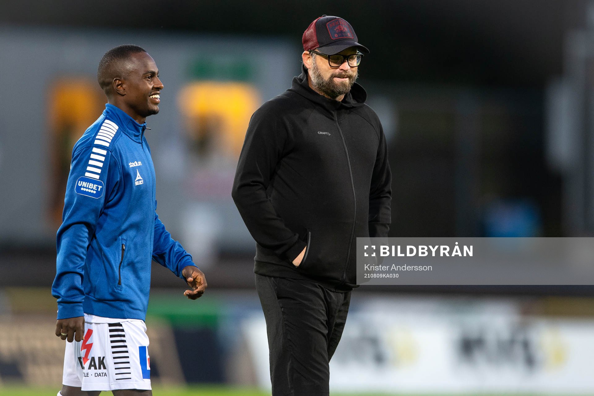 Sirius Nahom Girmai Netabay och Varbergs tränare Joakim