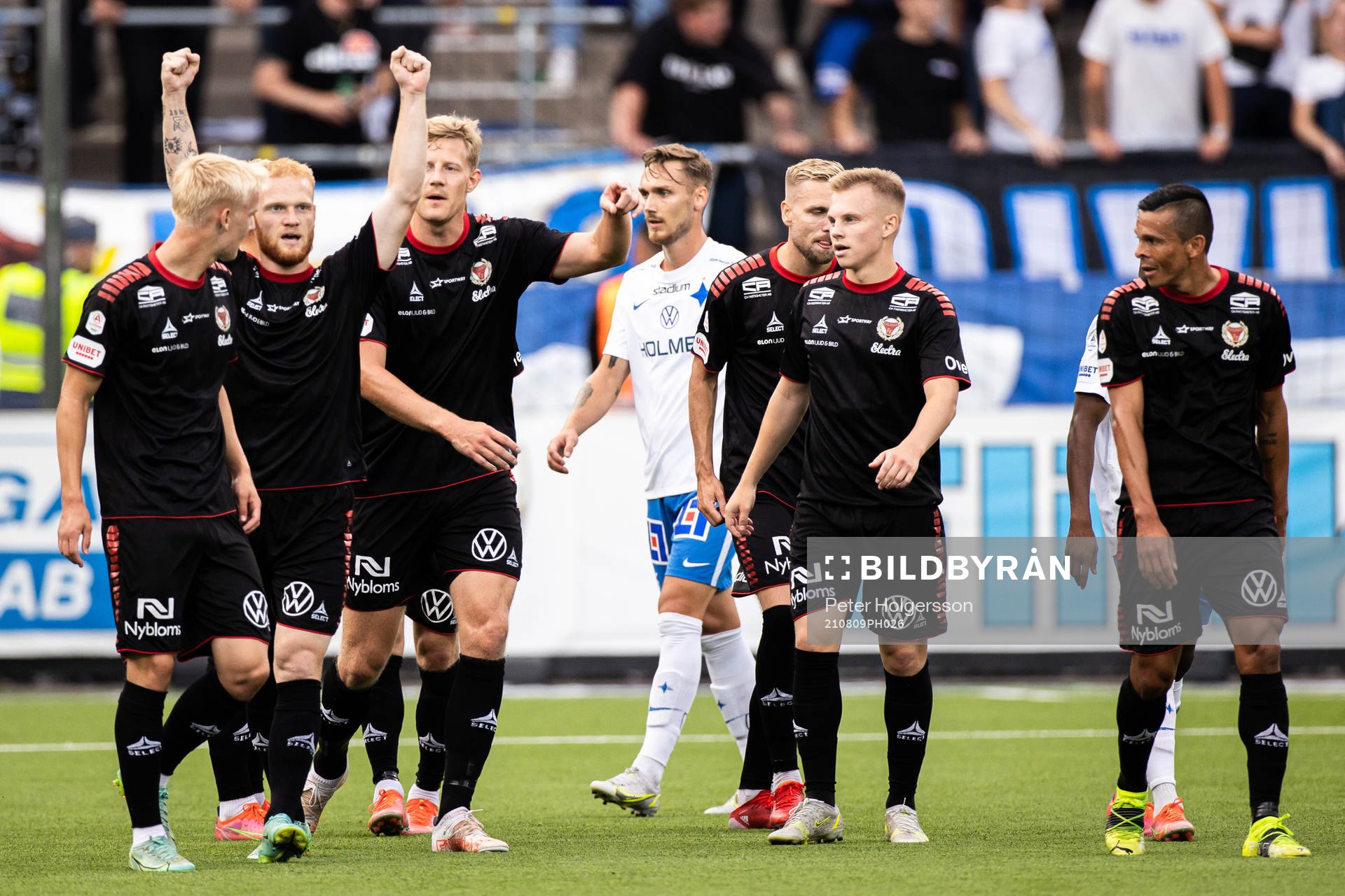 Kalmars Nils Fröling jublar