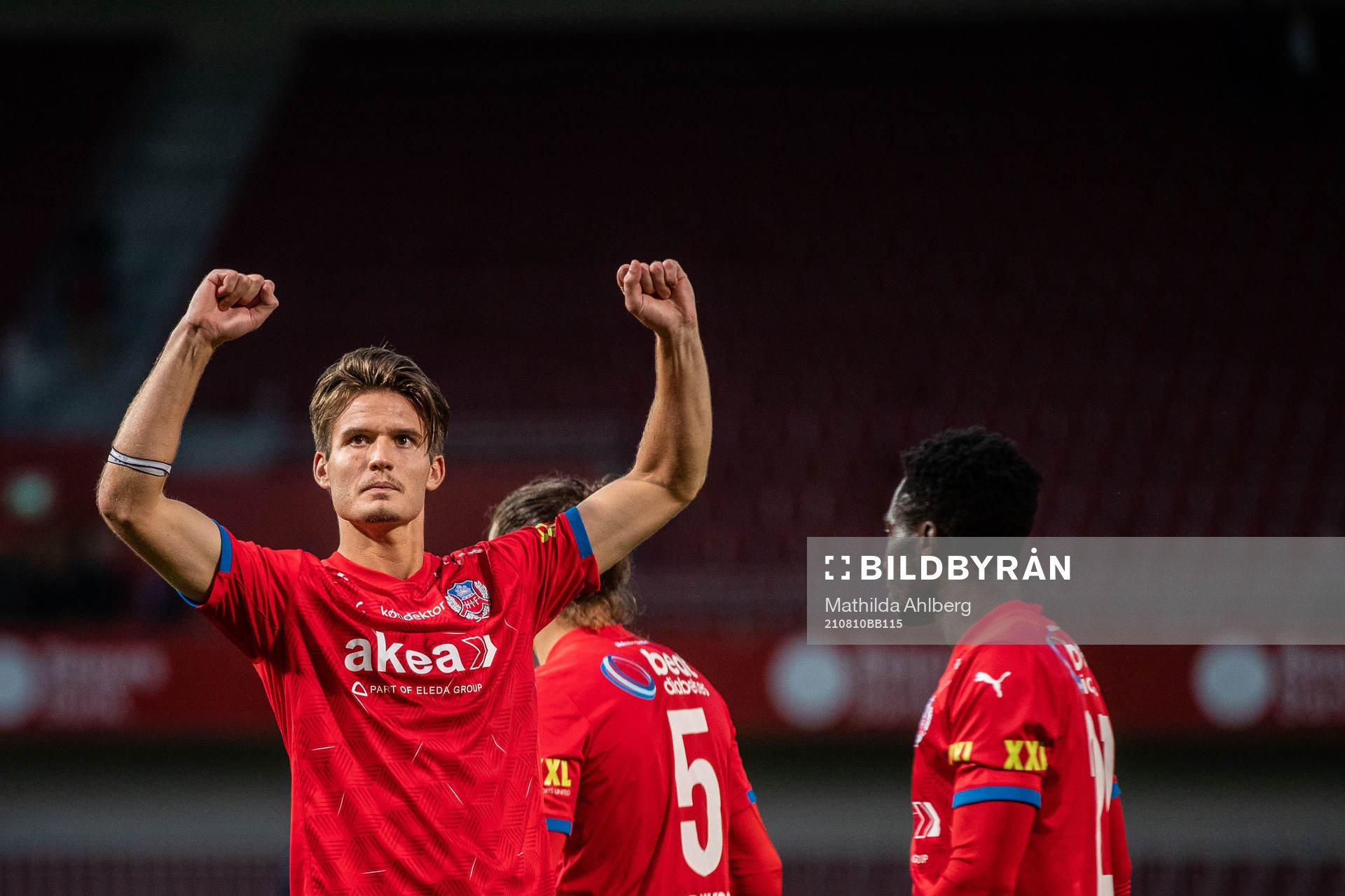Helsingborgs Wilhelm Loeper jublar efter fotbollsmatchen i Superettan mellan Helsingborg och Landskrona den 10 augusti 2021 i Helsingborg.