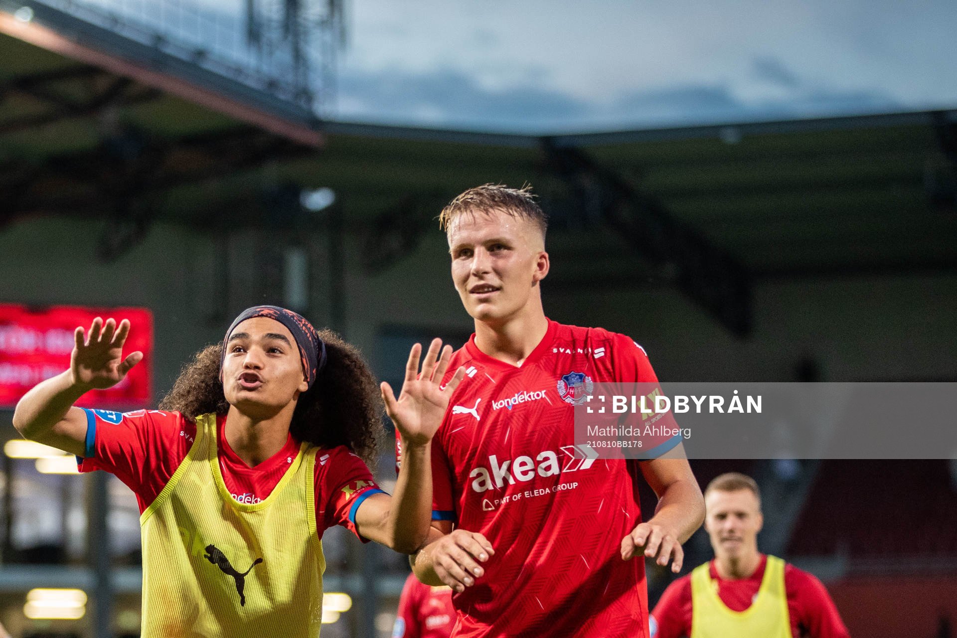 Helsingborgs Adam Kaied och Casper Widell jublar