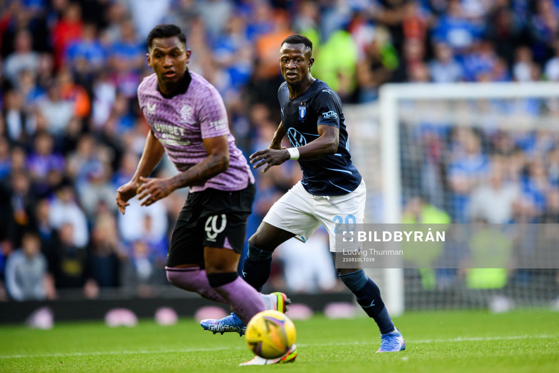 Alfredo Morelos of Rangers and Bonke Innocent of Malmö FF