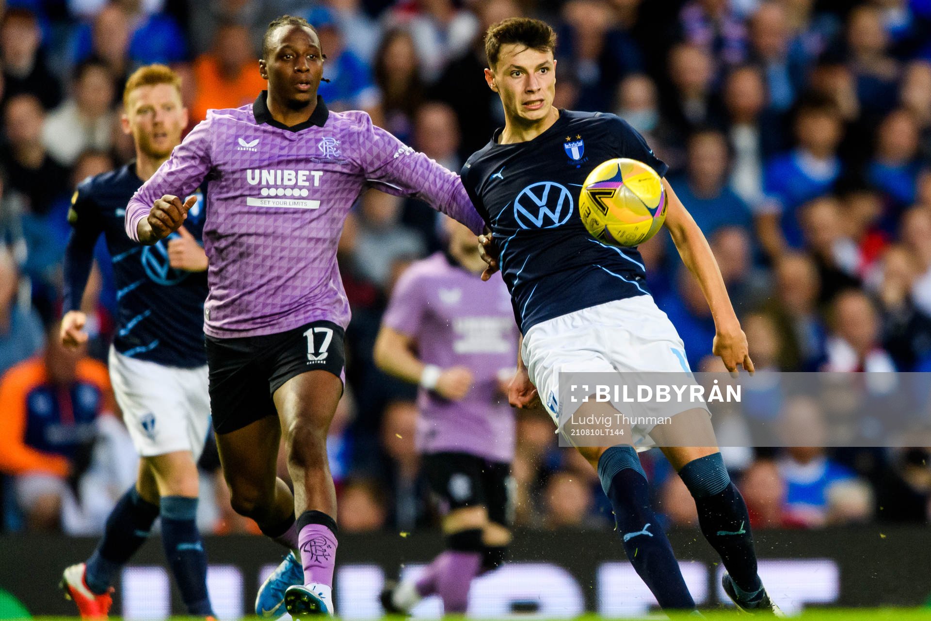 Joe Aribo of Rangers and Anel Ahmedhodzic of Malmö FF