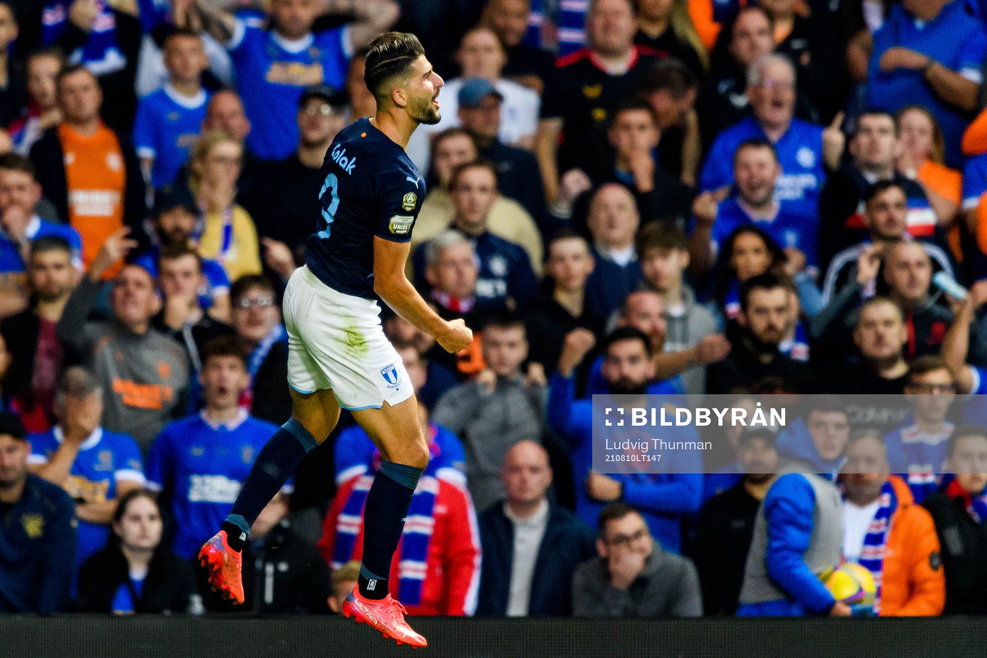Antonio Colak of Malmö FF celebrates