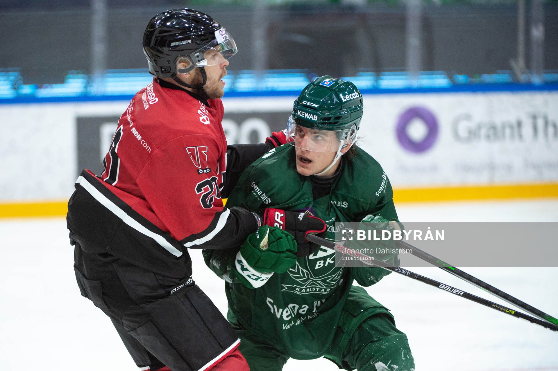 Örebros Miikka Salomäki och Färjestads Joel Nyström