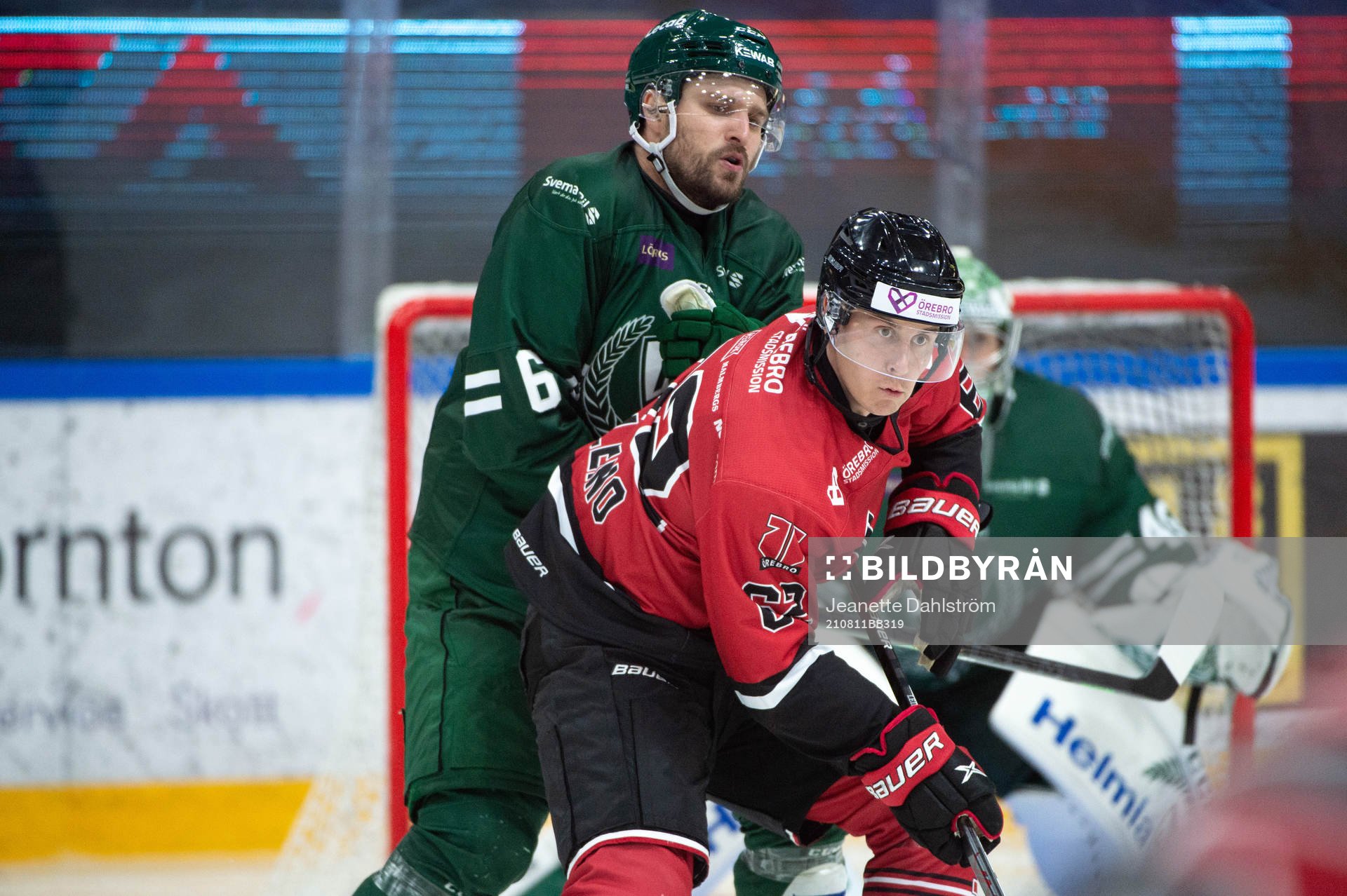 Örebros Robert Leino och Färjestads Mikael Wikstrand
