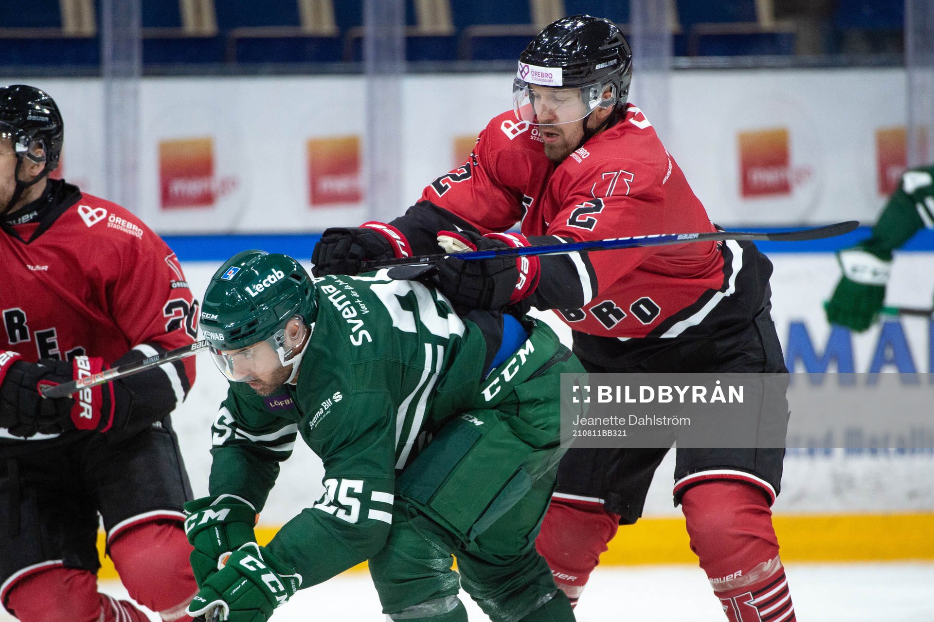 Färjestads Martin Johansson och Örebros Rasmus Rissanen