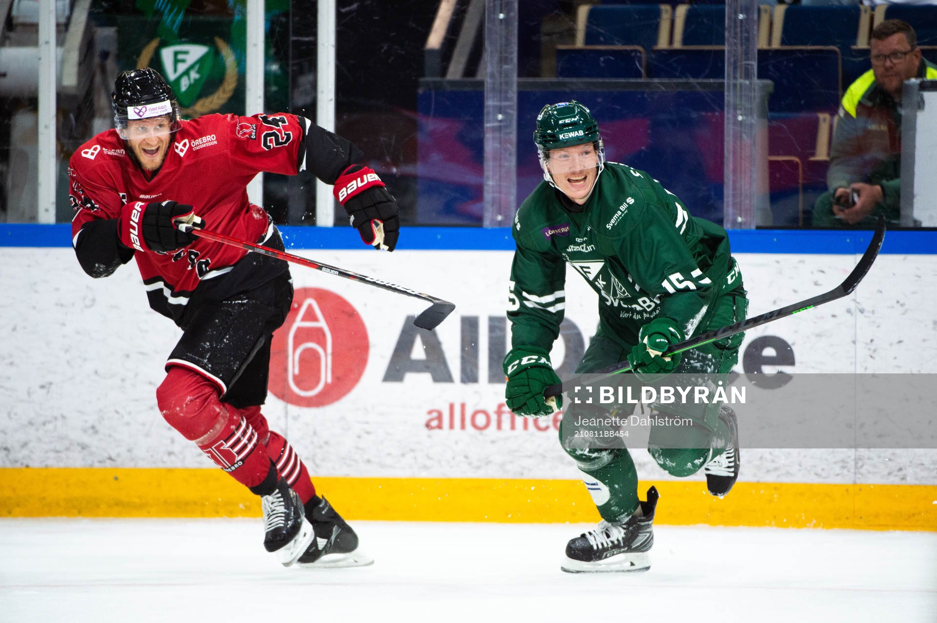 Örebros Jani Lajunen och Färjestads Gustav Rydahlunder