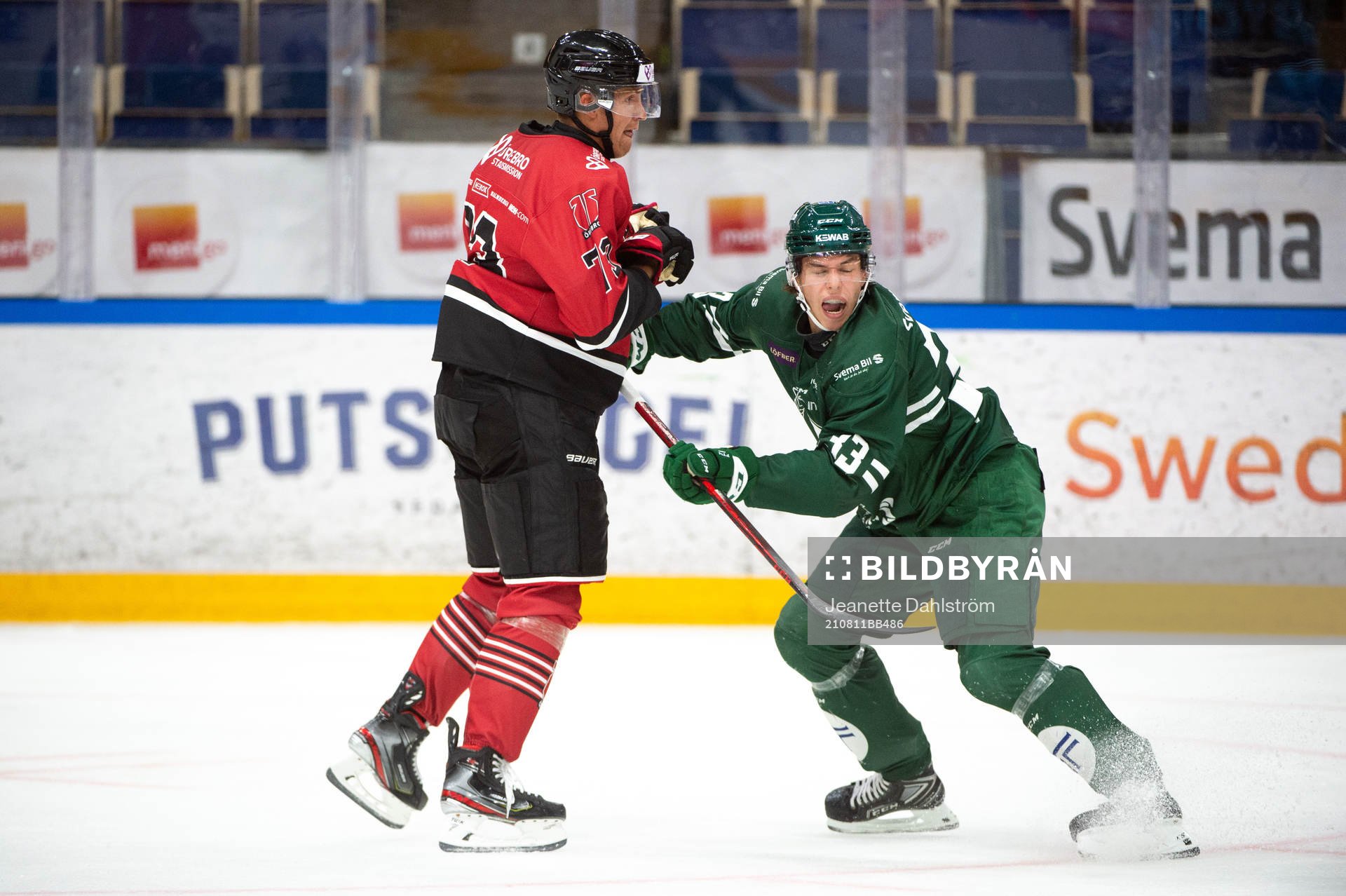 Örebros Oliver Eklind och Färjestads Albert Johansson