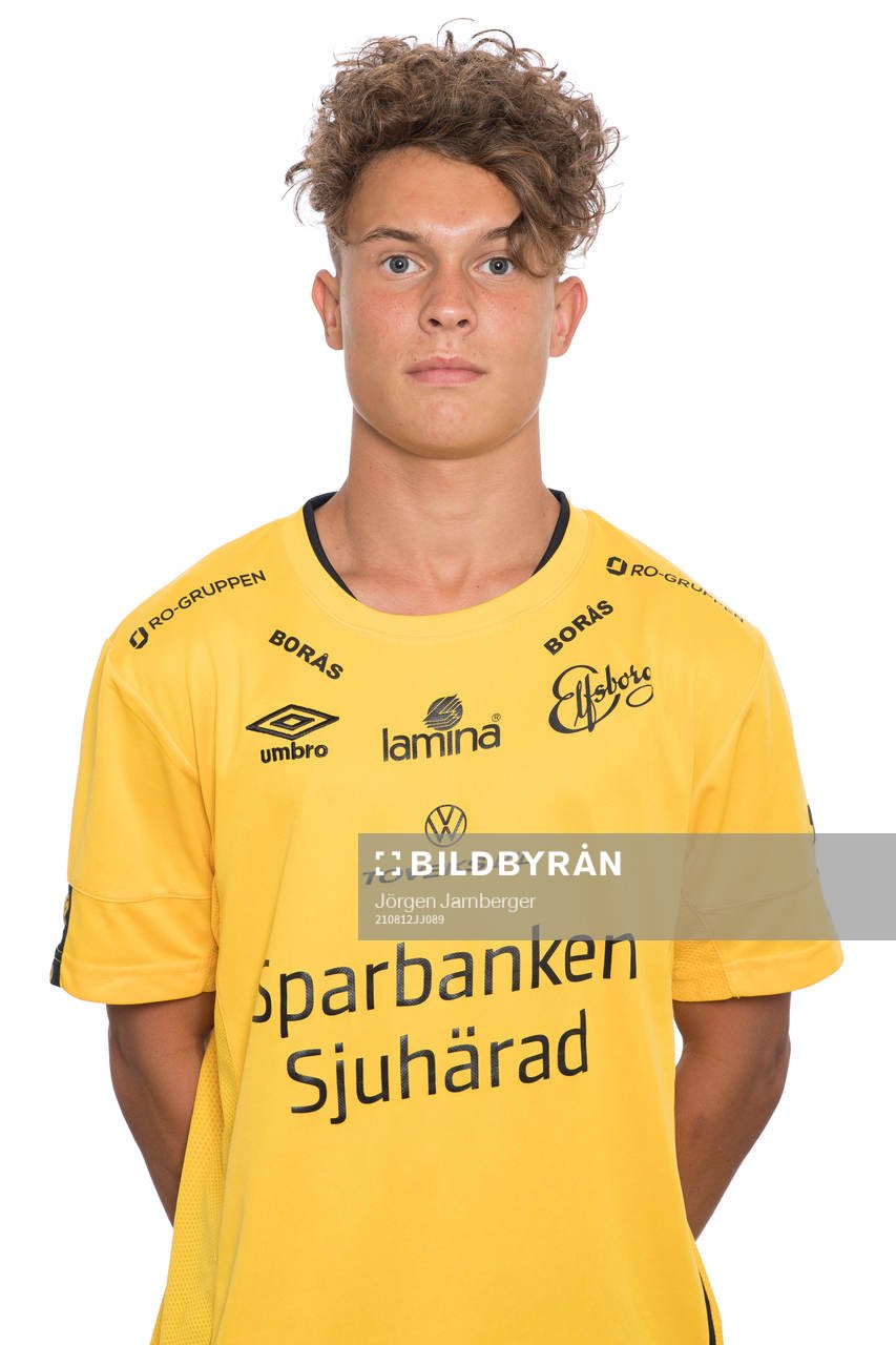 Enzo Andrén Elfsborg U17 poserar för porträtt den 12 augusti 2021 i Borås. 
