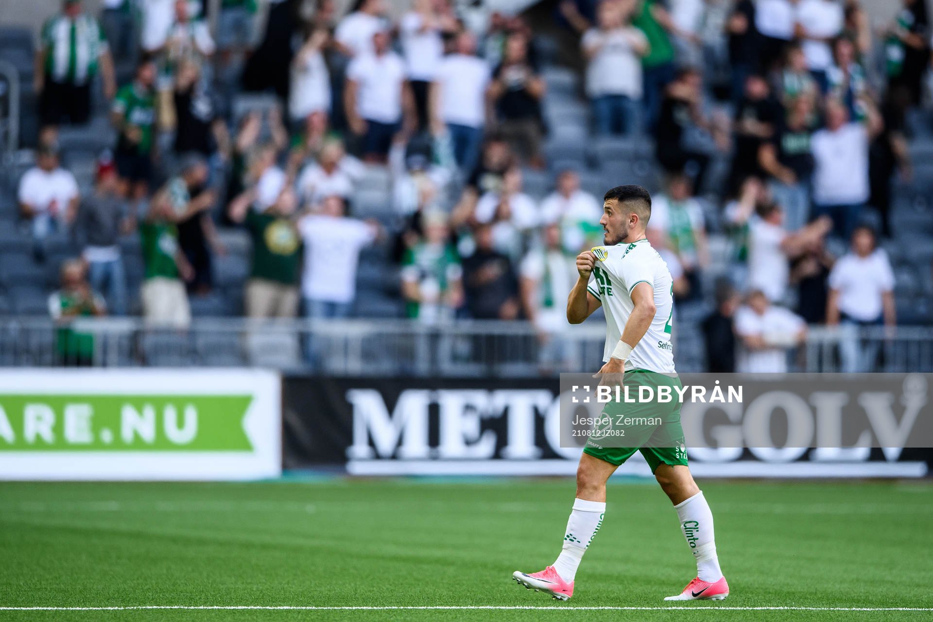 Astrit Selmani of Hammarby celebrates